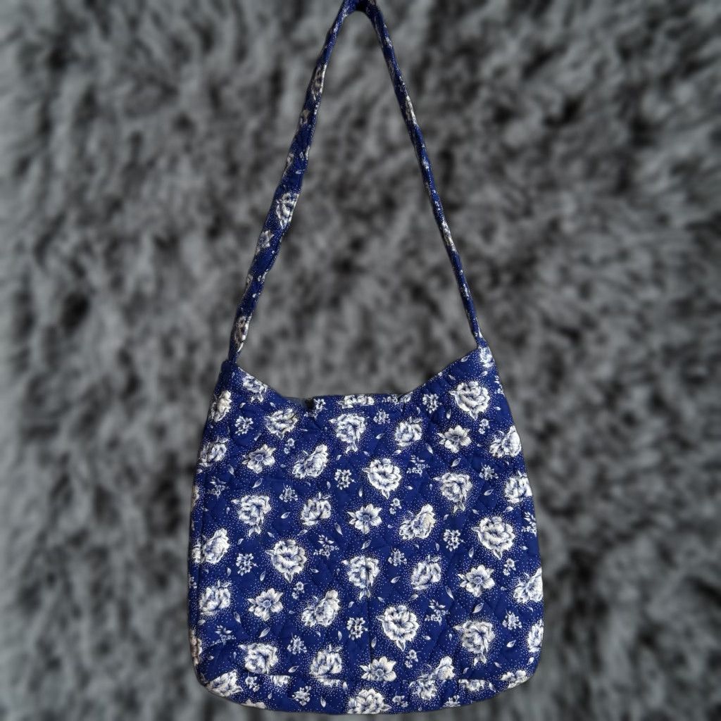 Vintage VINTAGE Floral Shoulder Bag Boho Cottagecore Retro 80s 90s Quilted Fabric Purse Blue Cotton White Strap Womens Size ONE SIZE - 1 Thumbnail