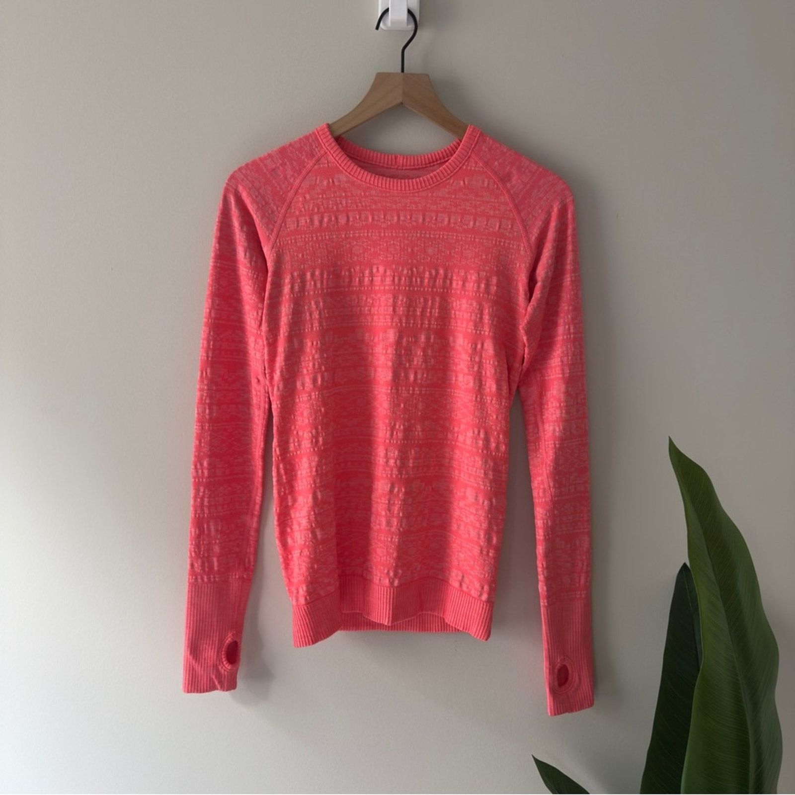 Lululemon Lululemon Rest Less Pullover in Heathered Electric Coral Top Size M / US 6-8 / IT 42-44 - 3 Thumbnail