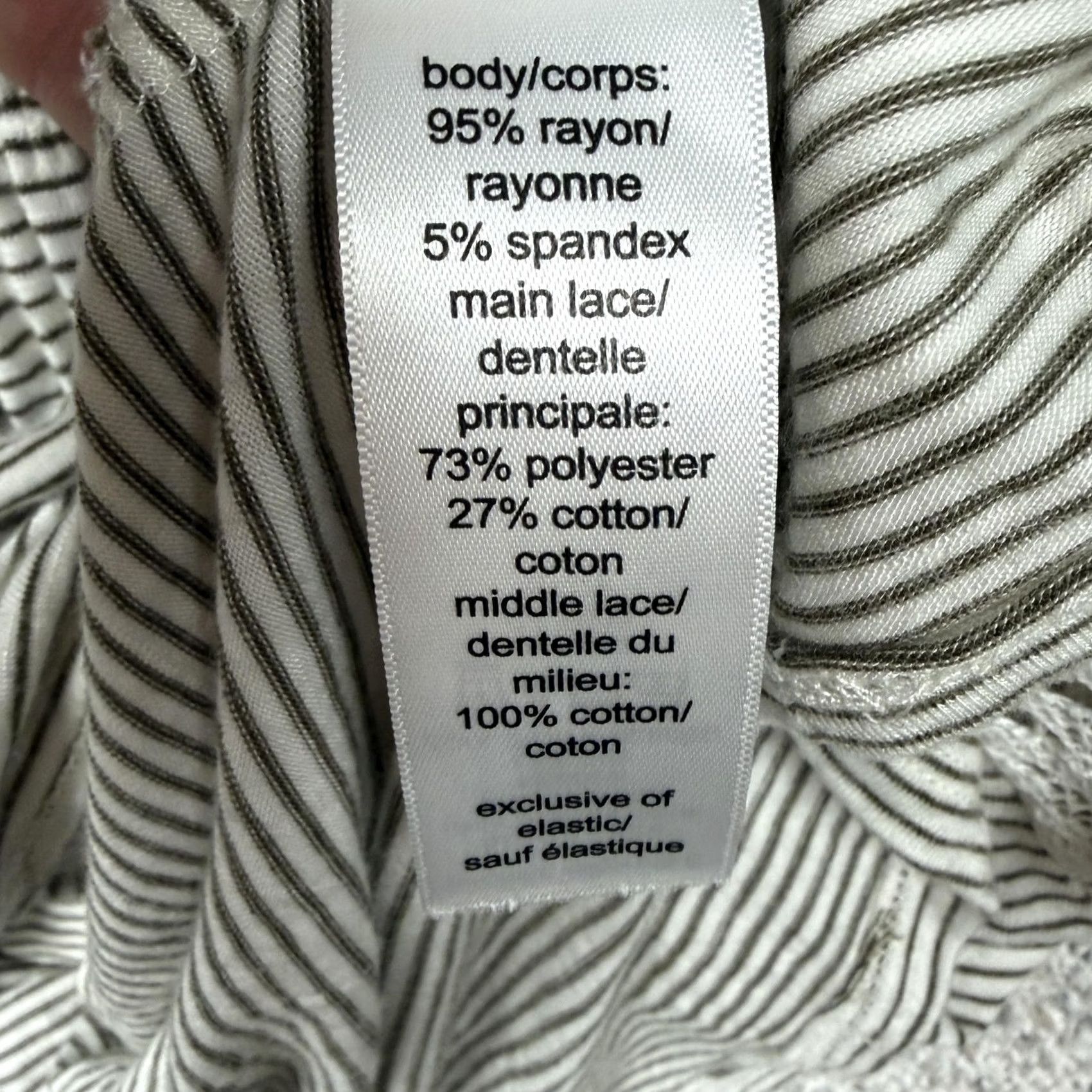 Vintage Maurices Tunic Blouse Plus 2 Gray Stripe Flutter Sleeve Crochet Scoop Neck Bohemian Casual All Seasons Women Shirts Size XS / US 0-2 / IT 36-38 - 6 Thumbnail