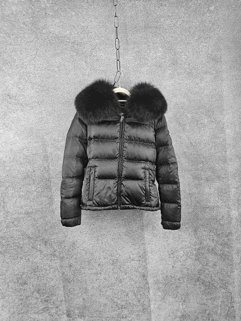 Prada Prada Down jacket with fur collar Size US XXS / EU 40 - 1 Thumbnail