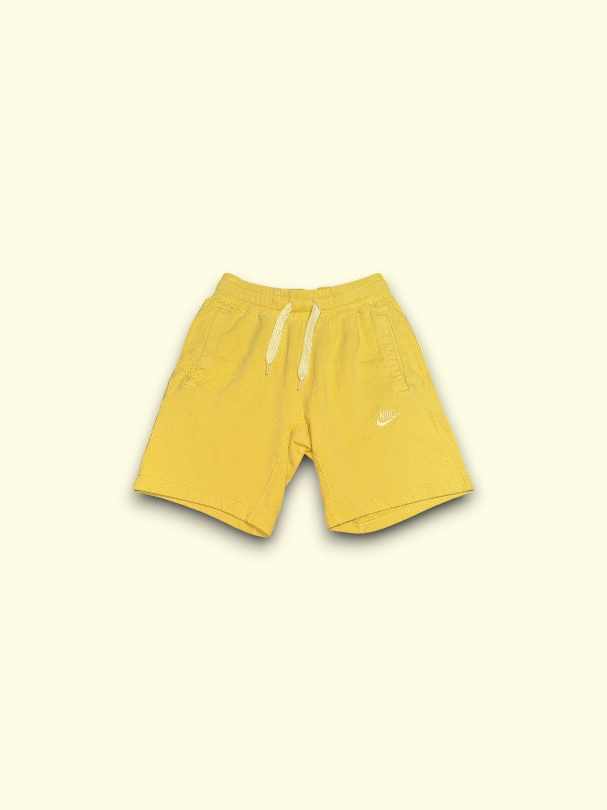 Nike Nike Sportswear French Terry Club Fleece Shorts XS Yellow Size US 28 / EU 44 - 1 Thumbnail