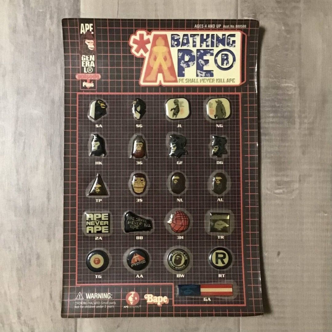 Bape × Futura 1999 BAPE × Futura Pins Badge Set of 21 a bathing ape NIGO Size ONE SIZE - 1 Thumbnail
