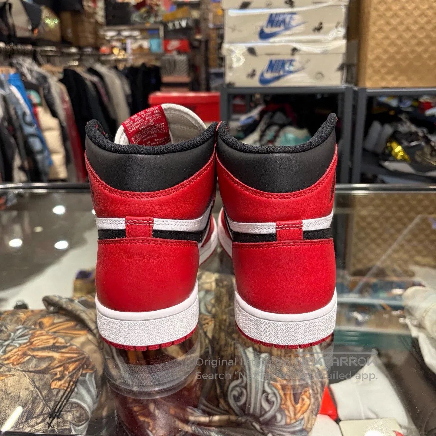 Jordan Brand Air Jordan 1 Retro Chicago 2015. Size US 9 / EU 42 - 3 Thumbnail