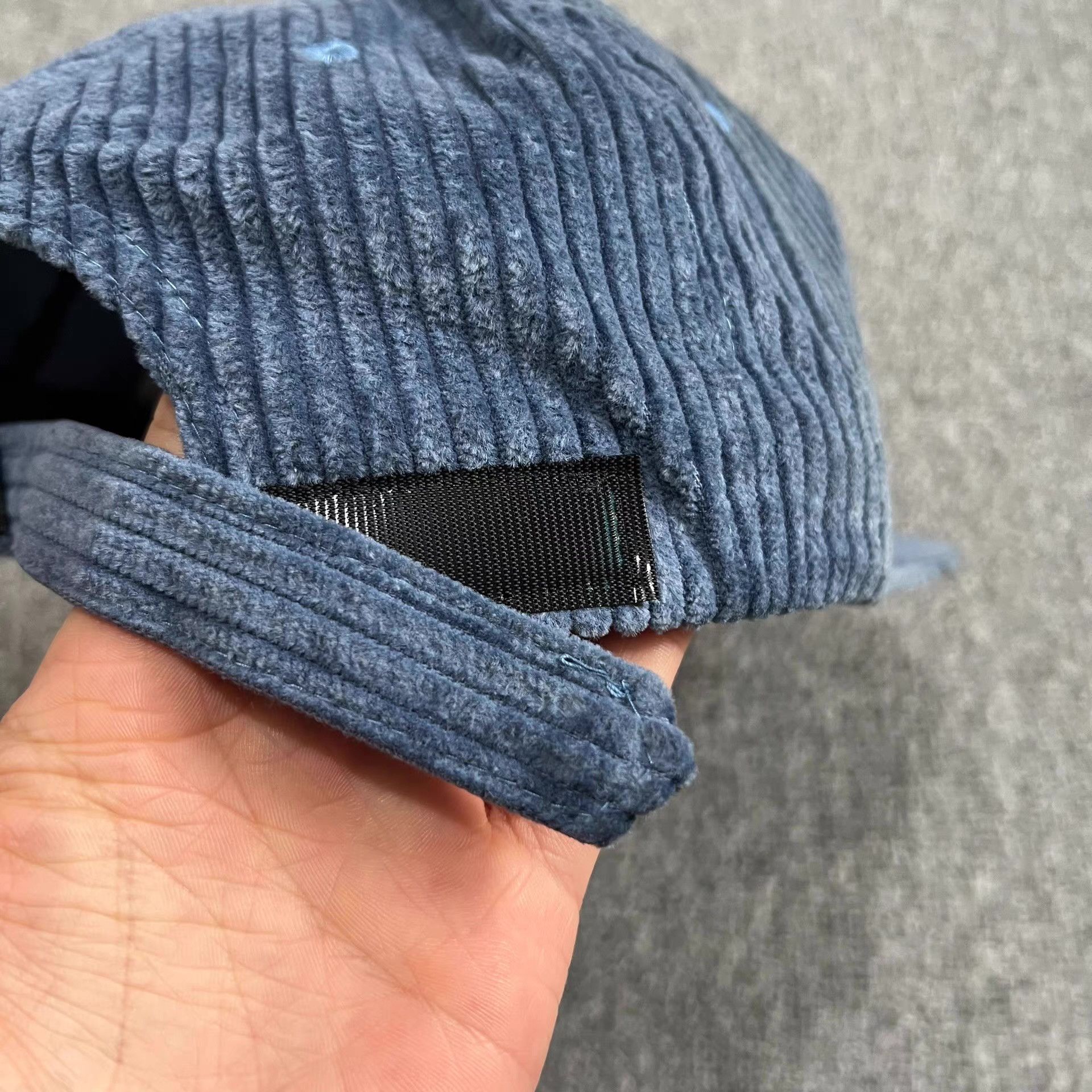 The Hundreds The Hundreds Bomb Embroidered Corduroy Baseball Cap Q7 Size ONE SIZE - 5 Thumbnail