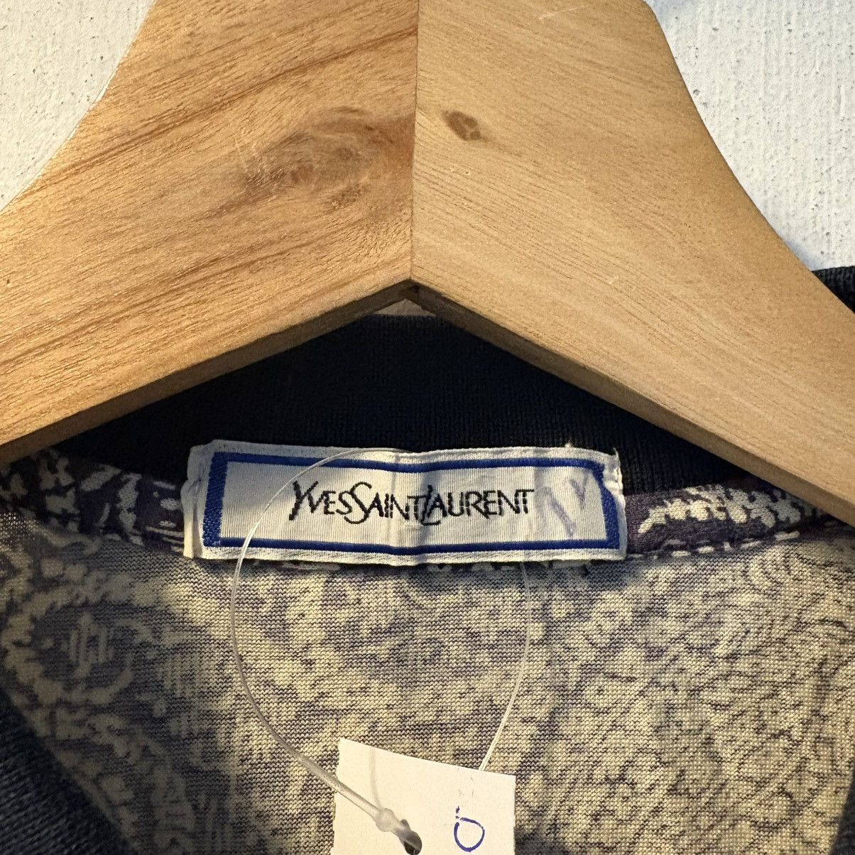 Yves Saint Laurent Yves Saint Laurent Paisley Polo Shirt Size US S / EU 44-46 / 1 - 2 Thumbnail