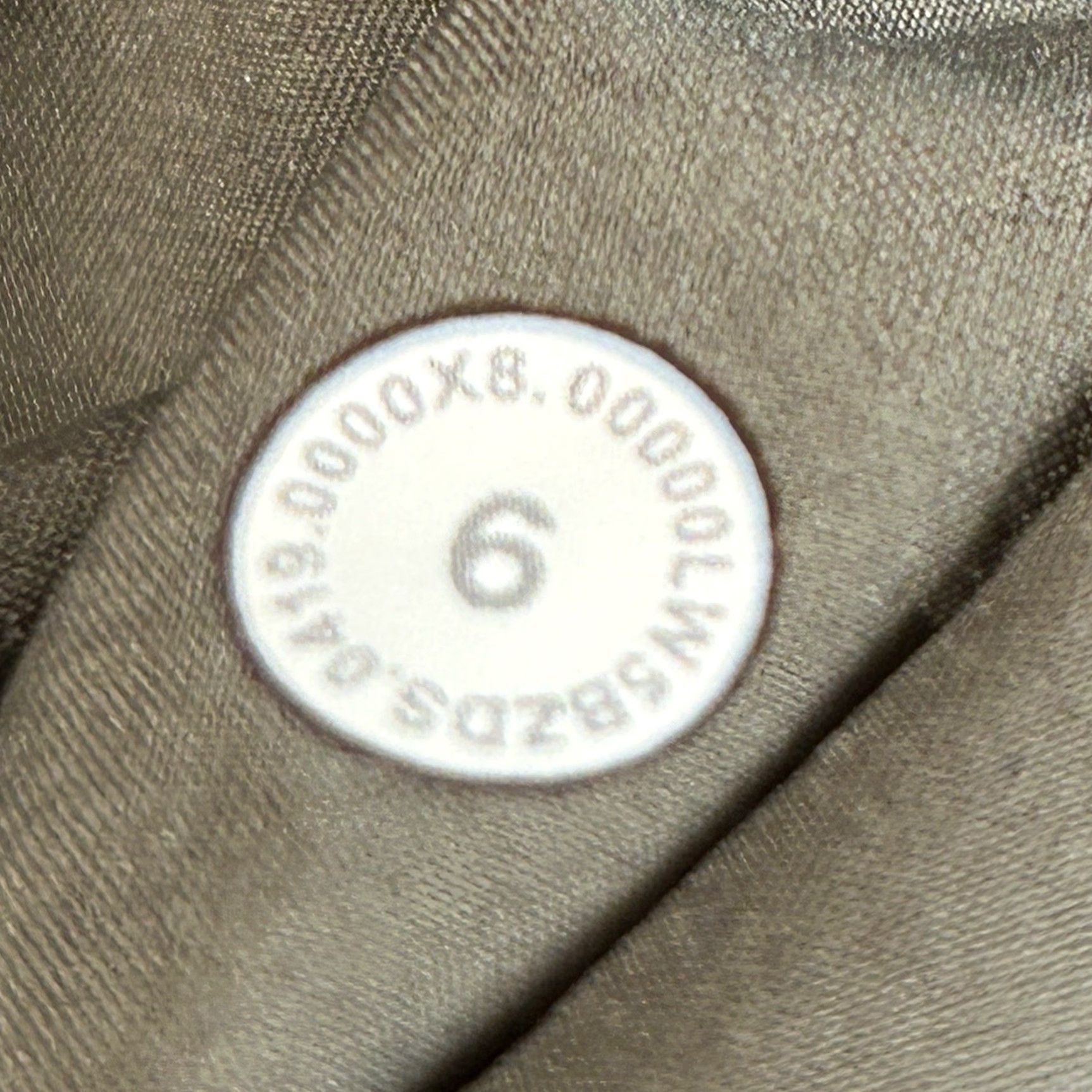 Lululemon Lululemon Luxtreme Jogger Taupe Women’s 6 Regular Inseam 27 Pockets Machine Washable Ta op? Size 28" / US 6 / IT 42 - 6 Thumbnail
