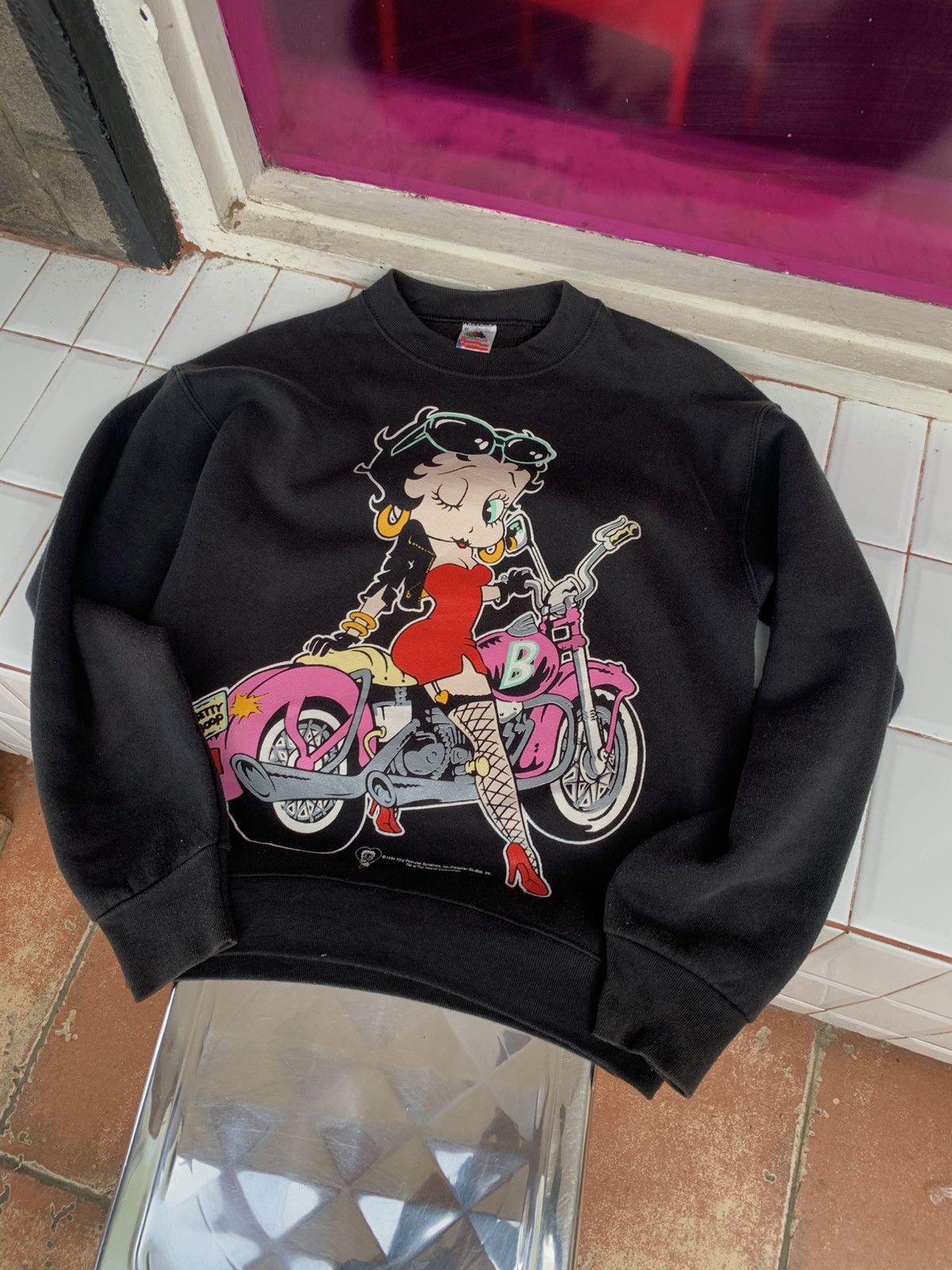 Fruit Of The Loom 🐍 Vintage Betty Boop 1994 Sweatshirt Size US M / EU 48-50 / 2 - 1 Thumbnail
