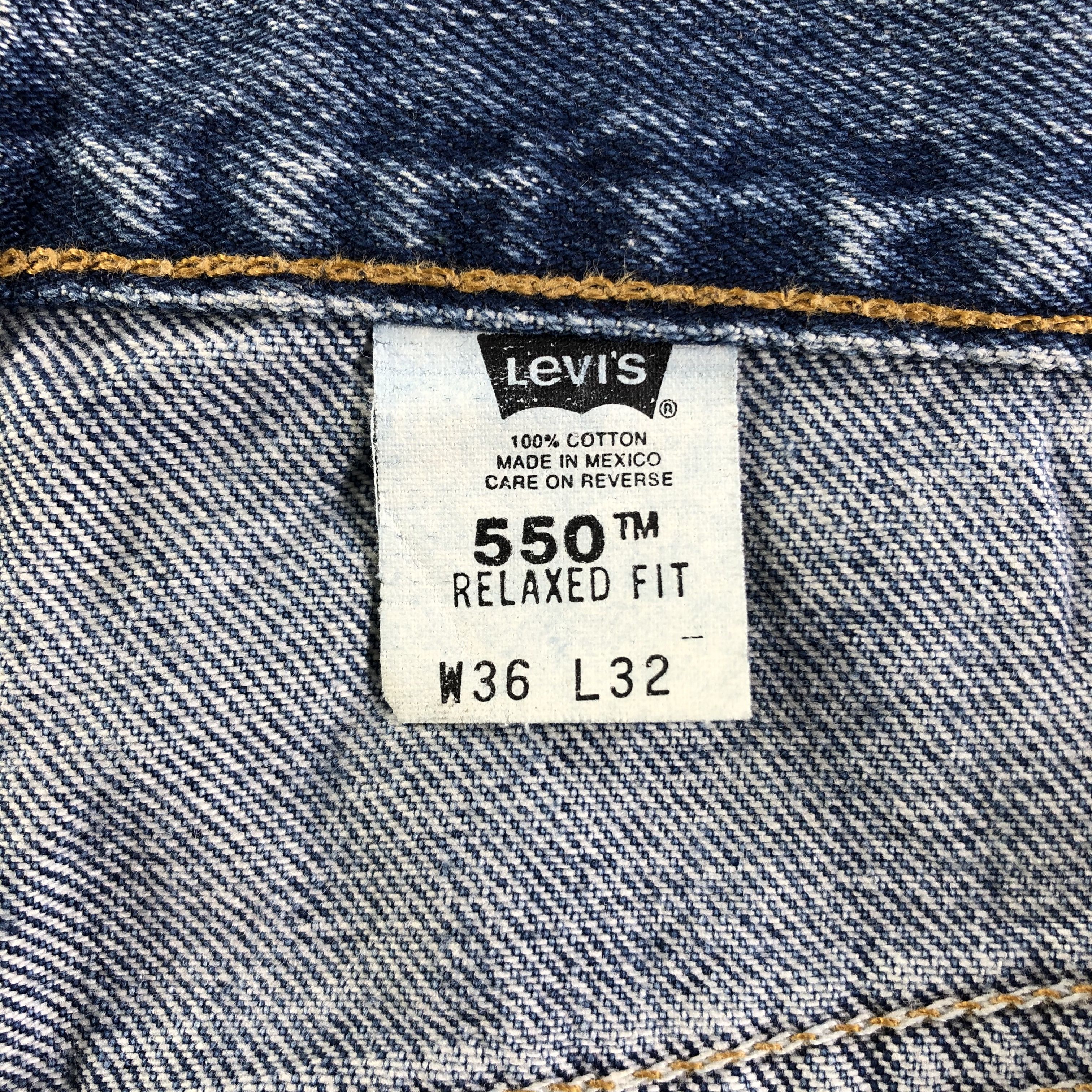 Levi's Vintage 90s Blue Wash Levis 550 Jeans-J3120 Size US 36 / EU 52 - 9 Thumbnail