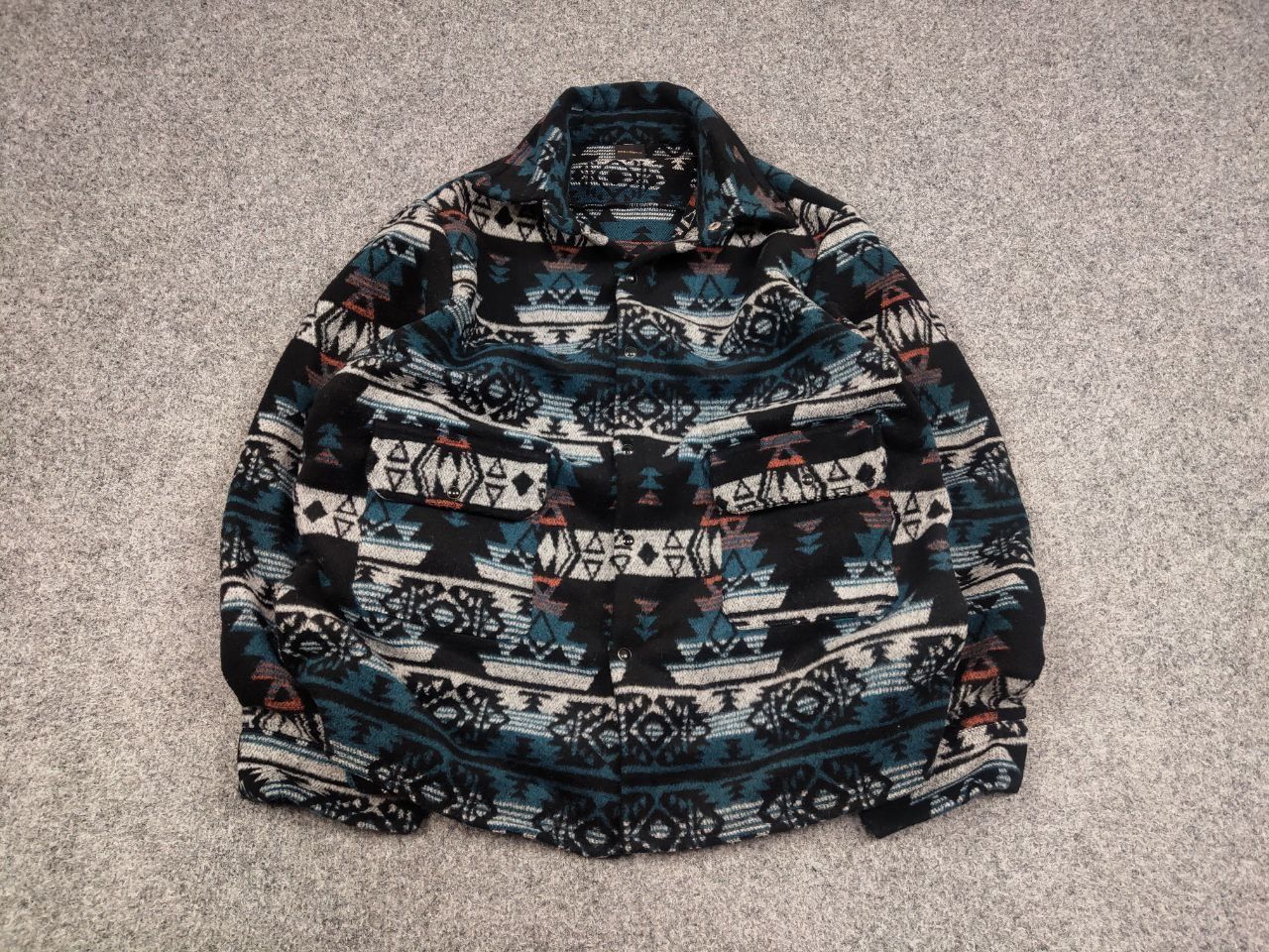 Designer × Japanese Brand Rfausntiy Design overshirt Aztec flannel pocket Jacket Size US M / EU 48-50 / 2 - 2 Thumbnail