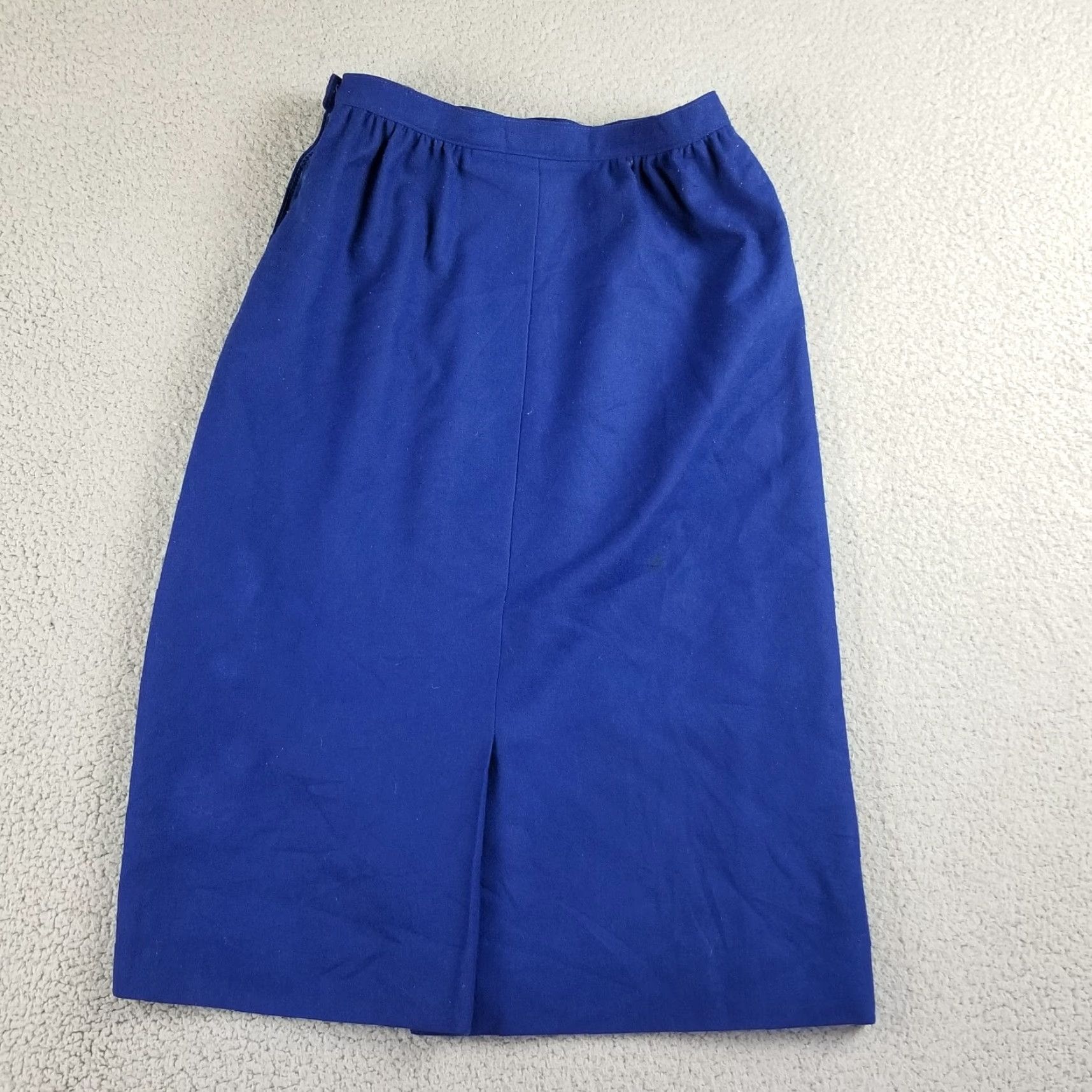 Pendleton VINTAGE Pendleton Skirt Women Wool Plaid 24X26 Knee Length A-Line Career Wear Purple Blue Size 42" / US 20 - 2 Thumbnail