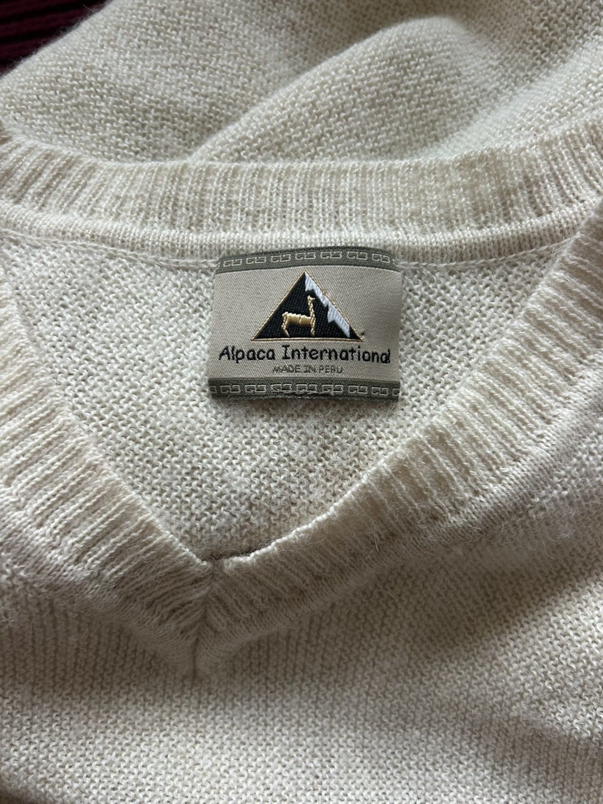 Other Alpaca International Alpaca Fur Cream V-Neck Sweater Size ONE SIZE - 5 Thumbnail