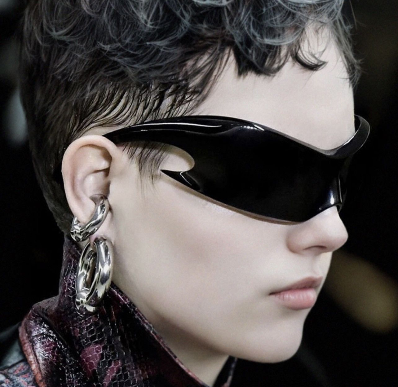 Other Y2K Futuristic Wraparound Shield Sunglasses Frameless Unisex Size ONE SIZE - 1 Thumbnail