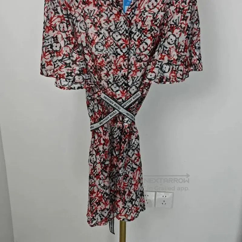 Louis Vuitton Louis Vuitton Red Summer Silk Logo Dress . Size S / US 4 / IT 40 - 5 Thumbnail