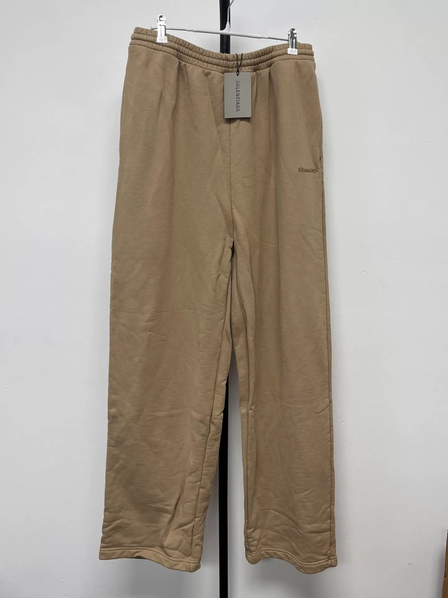 Balenciaga Balenciaga Embroidered Logo Sweatpants Size US 32 / EU 48 - 1 Thumbnail