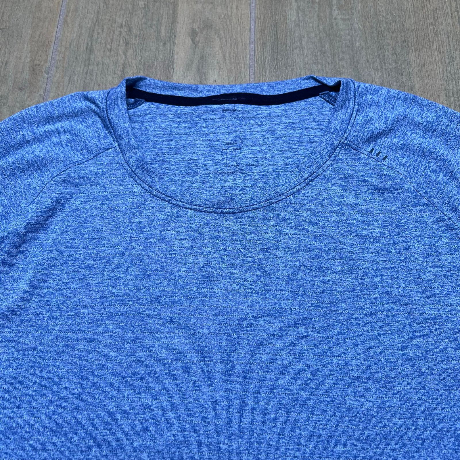 Lululemon Lululemon Metal Vent Tech Shirt Mens XL Blue Short Sleeve Size US XL / EU 56 / 4 - 2 Thumbnail