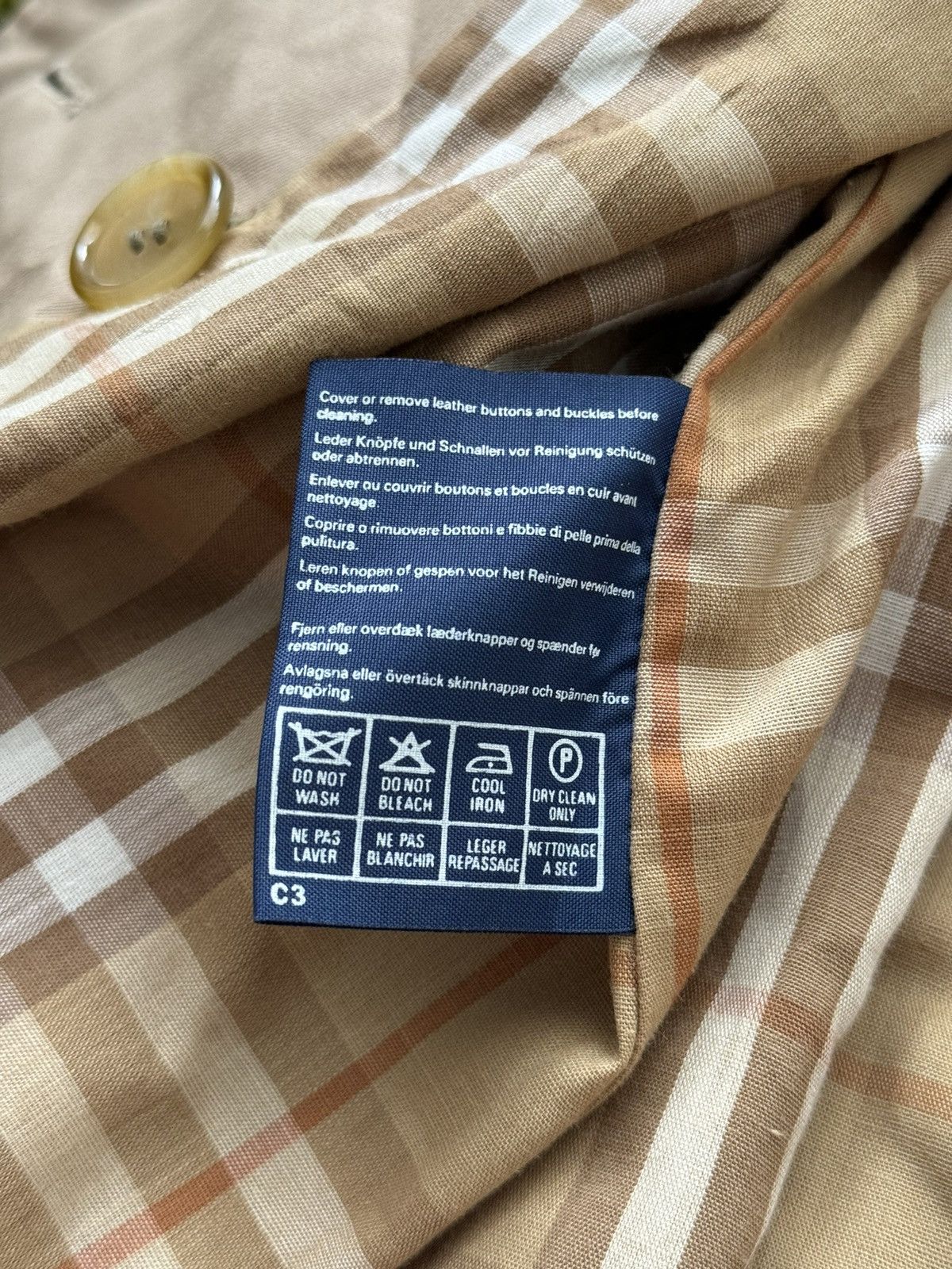 Burberry × Designer × Vintage Burberry’s 90s vintage iconic nova check trench coat jacket Size S / US 4 / IT 40 - 6 Thumbnail