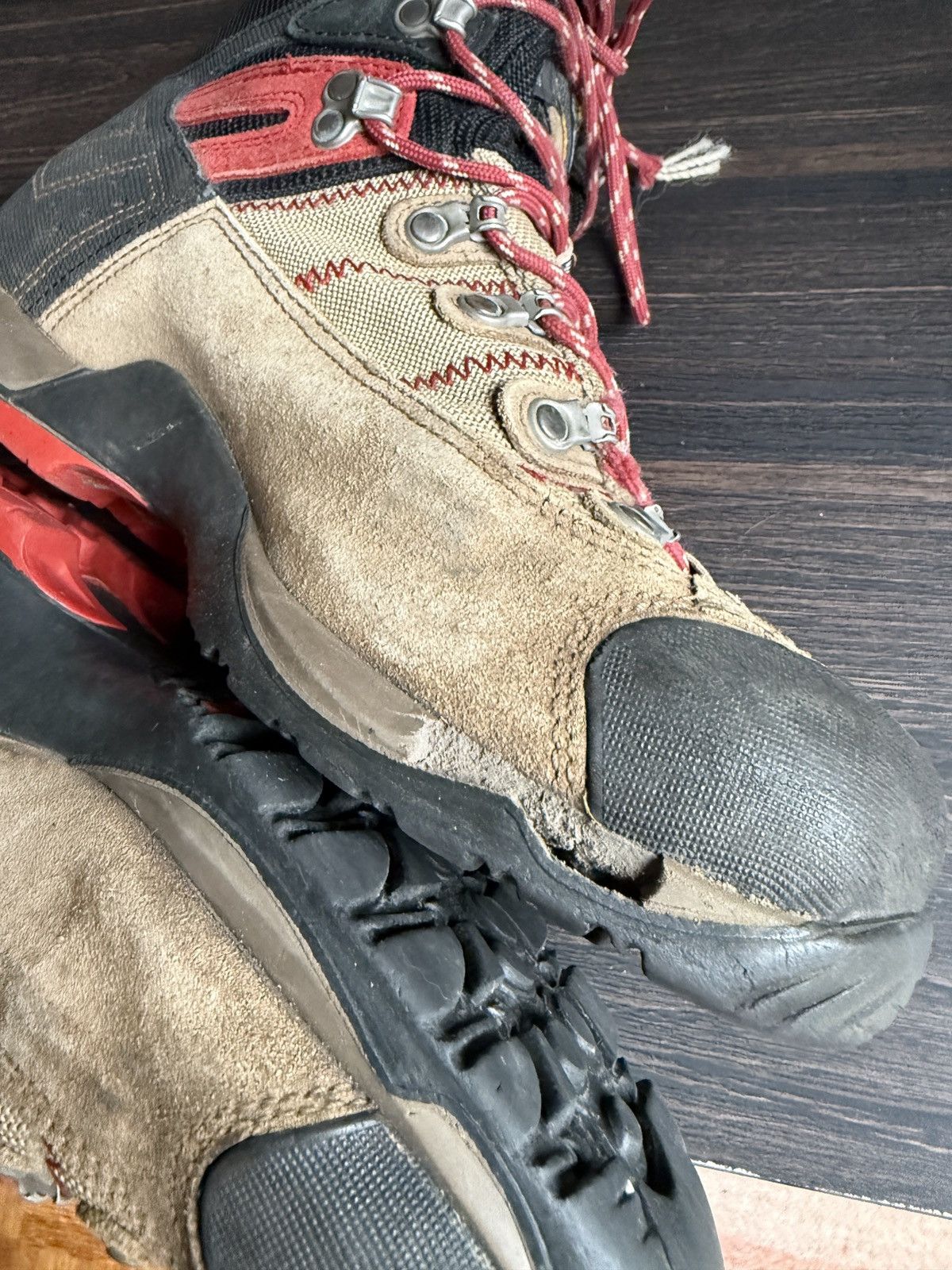 Vintage Asolo Fugitive GTX Hiking Boots Khaki Size US 9 / EU 42 - 8 Thumbnail