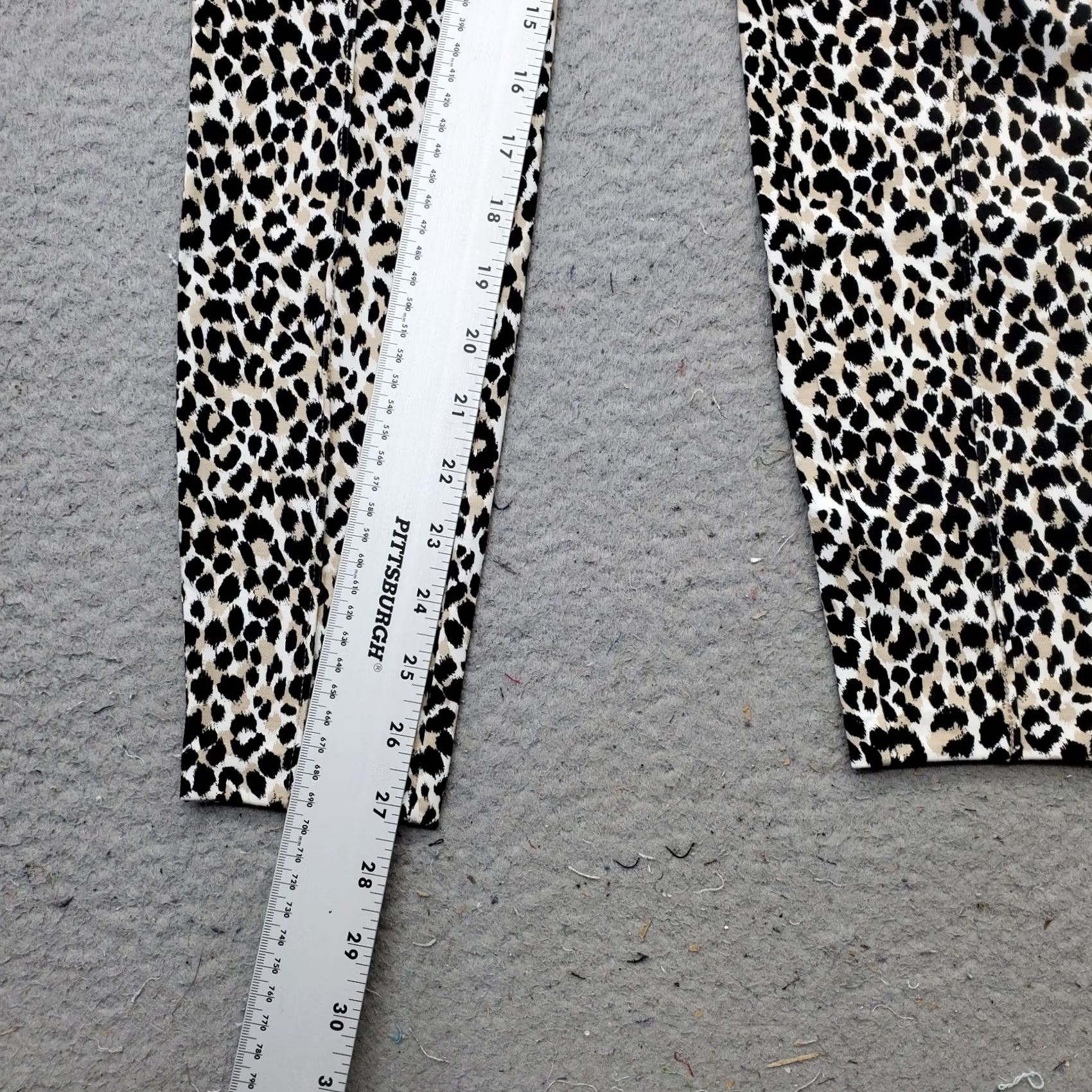 Old Navy Old Navy Stevie Leggings Women Small Multi Leopard Print Rayon Stretch High Rise Size 28" / US 6 / IT 42 - 4 Thumbnail