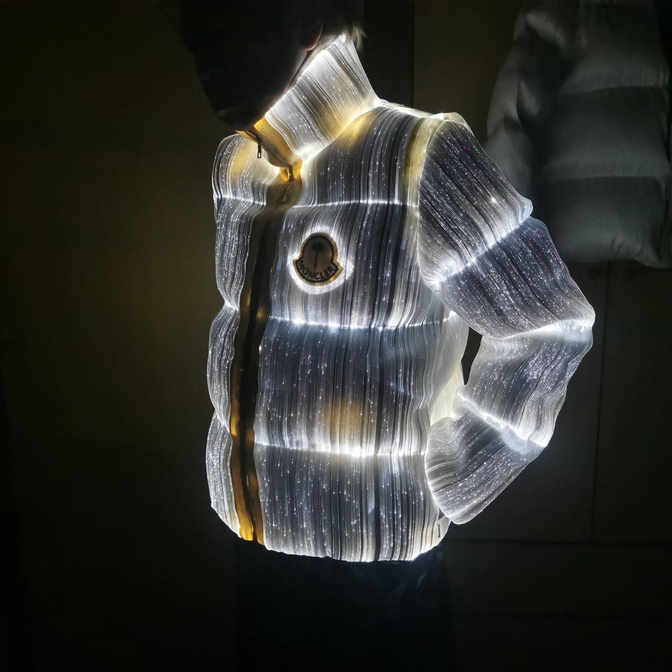 Moncler × Palm Angels Moncler x Palm Angels Maya 70 Optical Fiber Jacket White 2 Size US M / EU 48-50 / 2 - 1 Thumbnail