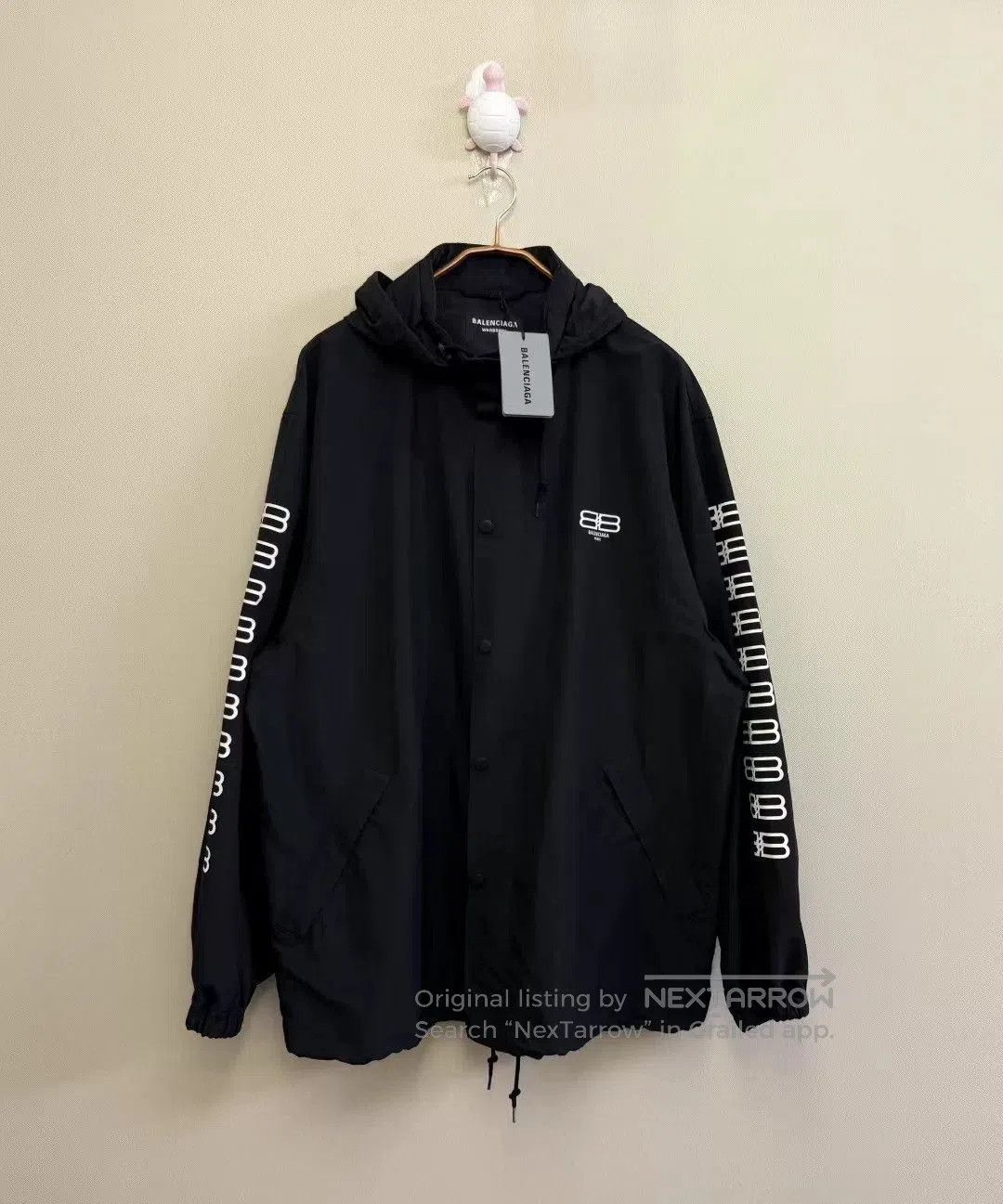 Balenciaga Balenciaga Black BB Logo Windbreaker. Size US L / EU 52-54 / 3 - 1 Thumbnail