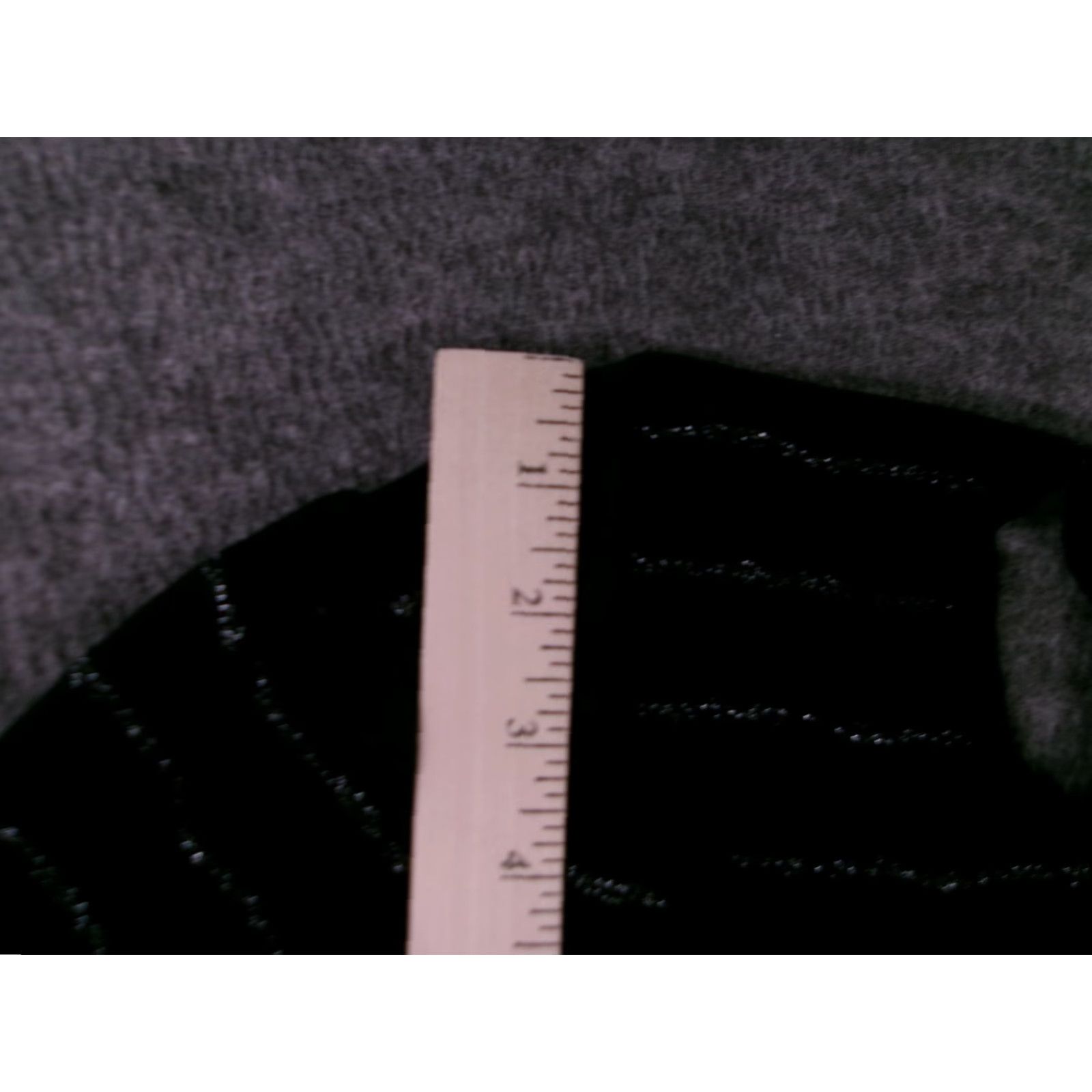 Express Express Knit Top Womens XS Black Metallic Stripe Short Sleeve Keyhole Slim Shirt Womens XS Black Stripe Short Sleeve Keyhole Slim Express Knit Top Size M / US 6-8 / IT 42-44 - 4 Thumbnail