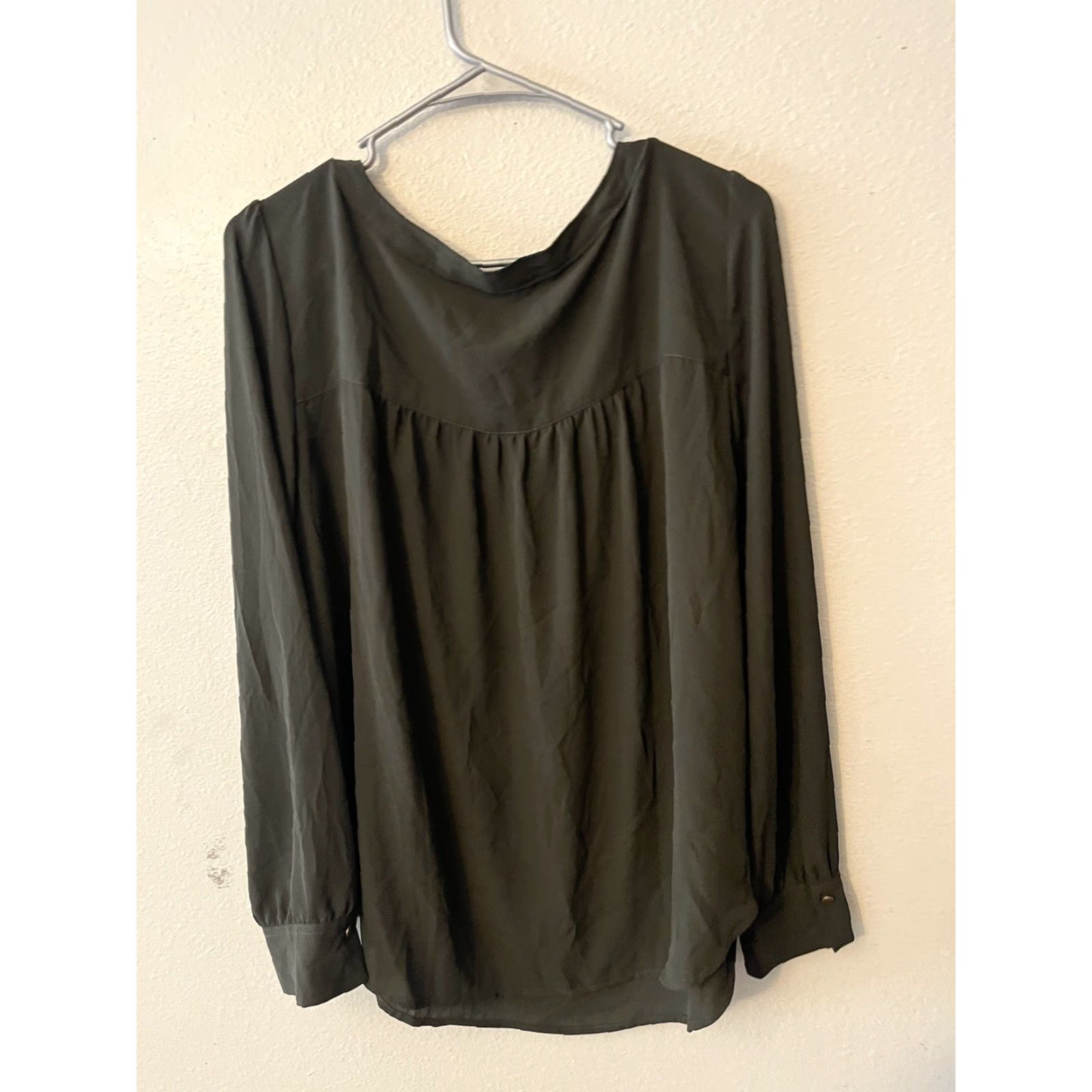 Loft VINTAGE Loft Blouse Shirt Green Button Shoulder Long Sleeve L Large Women Mock Size L / US 10 / IT 46 - 3 Thumbnail