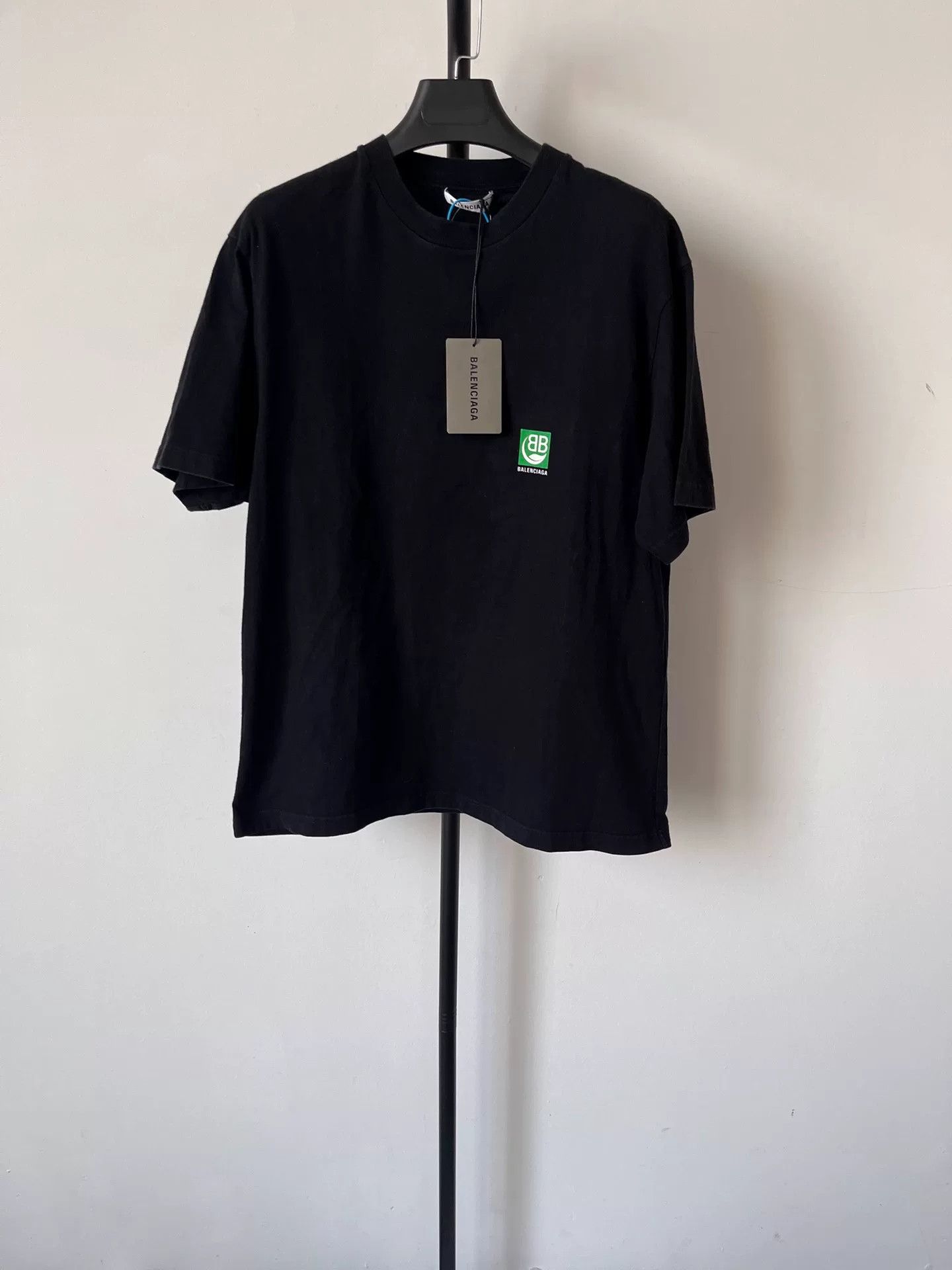 Balenciaga Balenciaga Eco-Friendly Logo Graphic T-Shirt Size S / US 4 / IT 40 - 1 Thumbnail