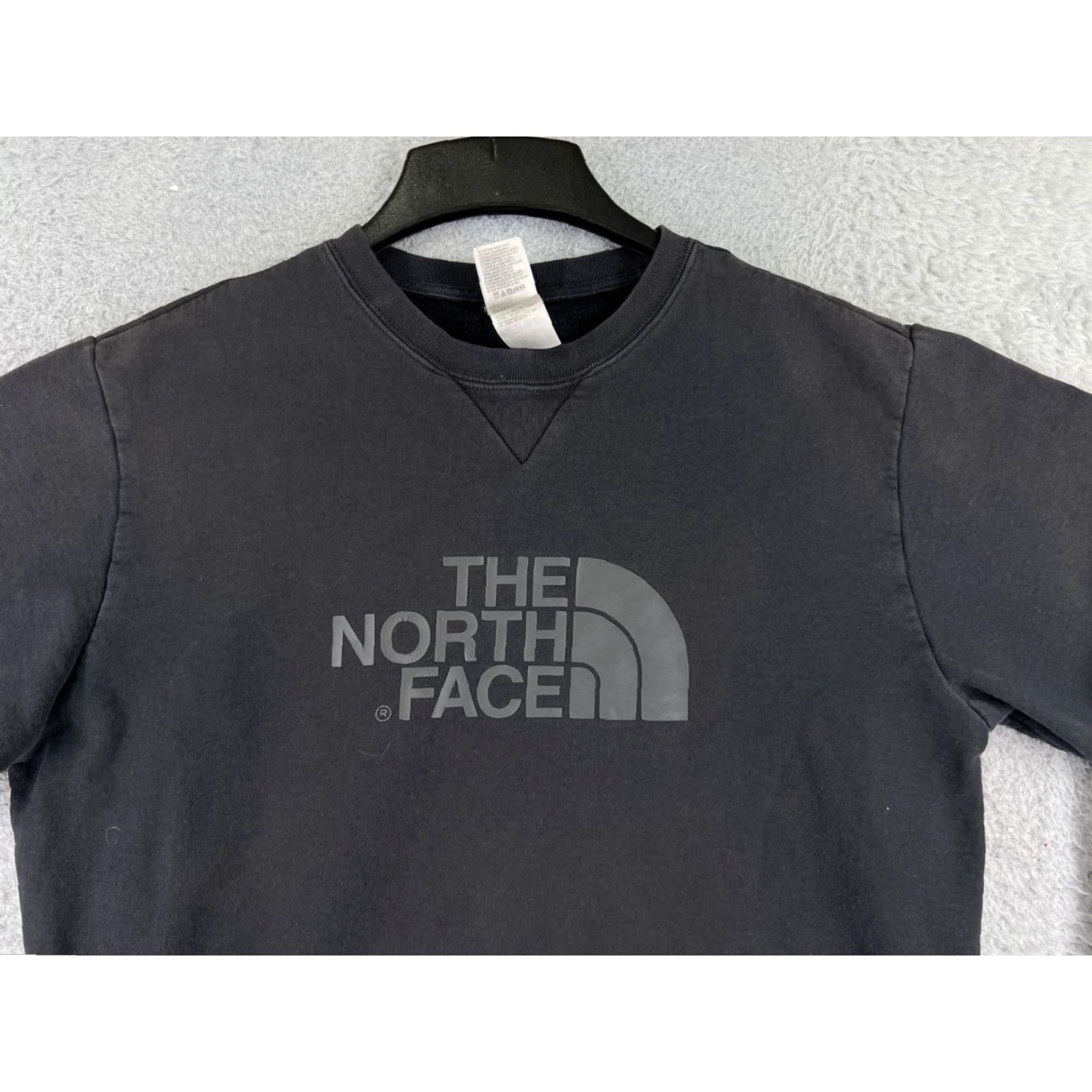 The North Face The North Face Men's Sweatshirt Pullover Crew Neck Black Cotton Blend M Regular Lightweight Pockets Logo Jersey Size US M / EU 48-50 / 2 - 7 Thumbnail