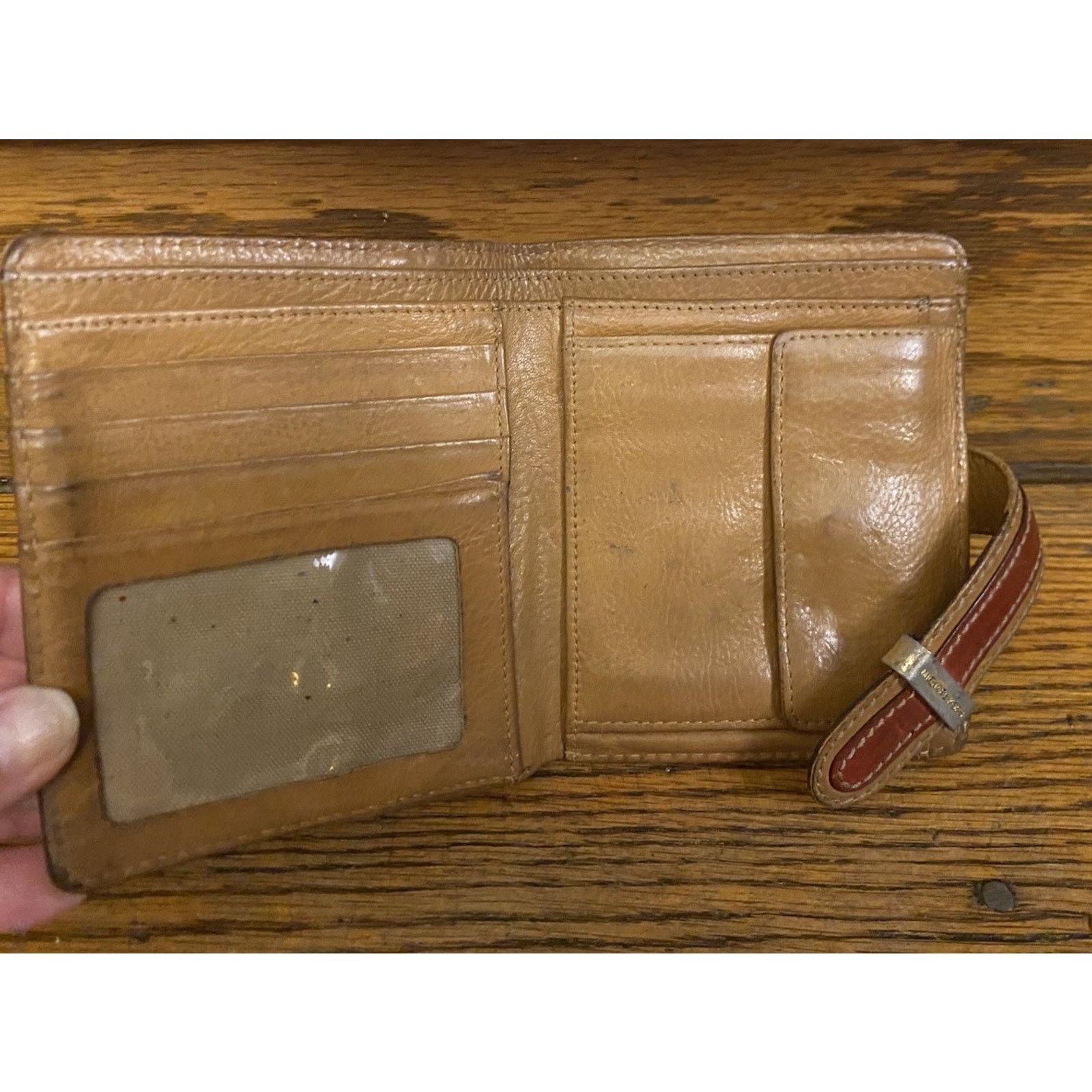 Michael Kors Vintage Michael Kors Trifold Wallet Red Leather Brown Snap Size ONE SIZE - 3 Thumbnail
