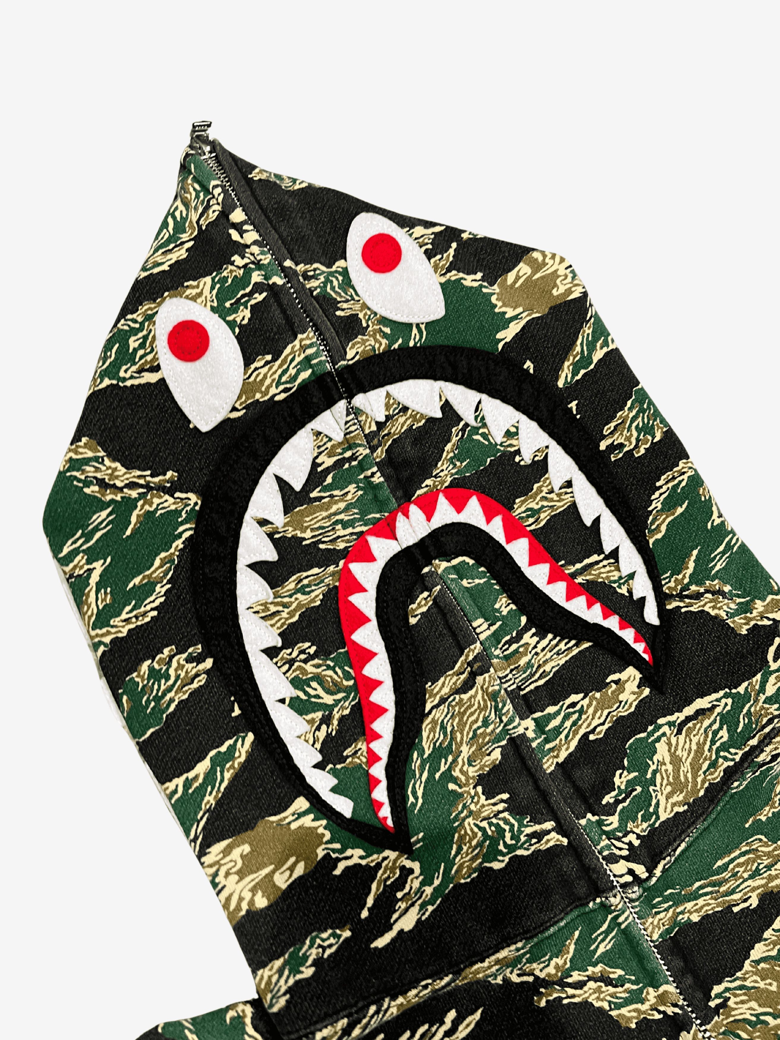 Bape A Bathing Ape URSUS Forest Camo Full Zip Up Shark Hoodie Size US L / EU 52-54 / 3 - 3 Thumbnail