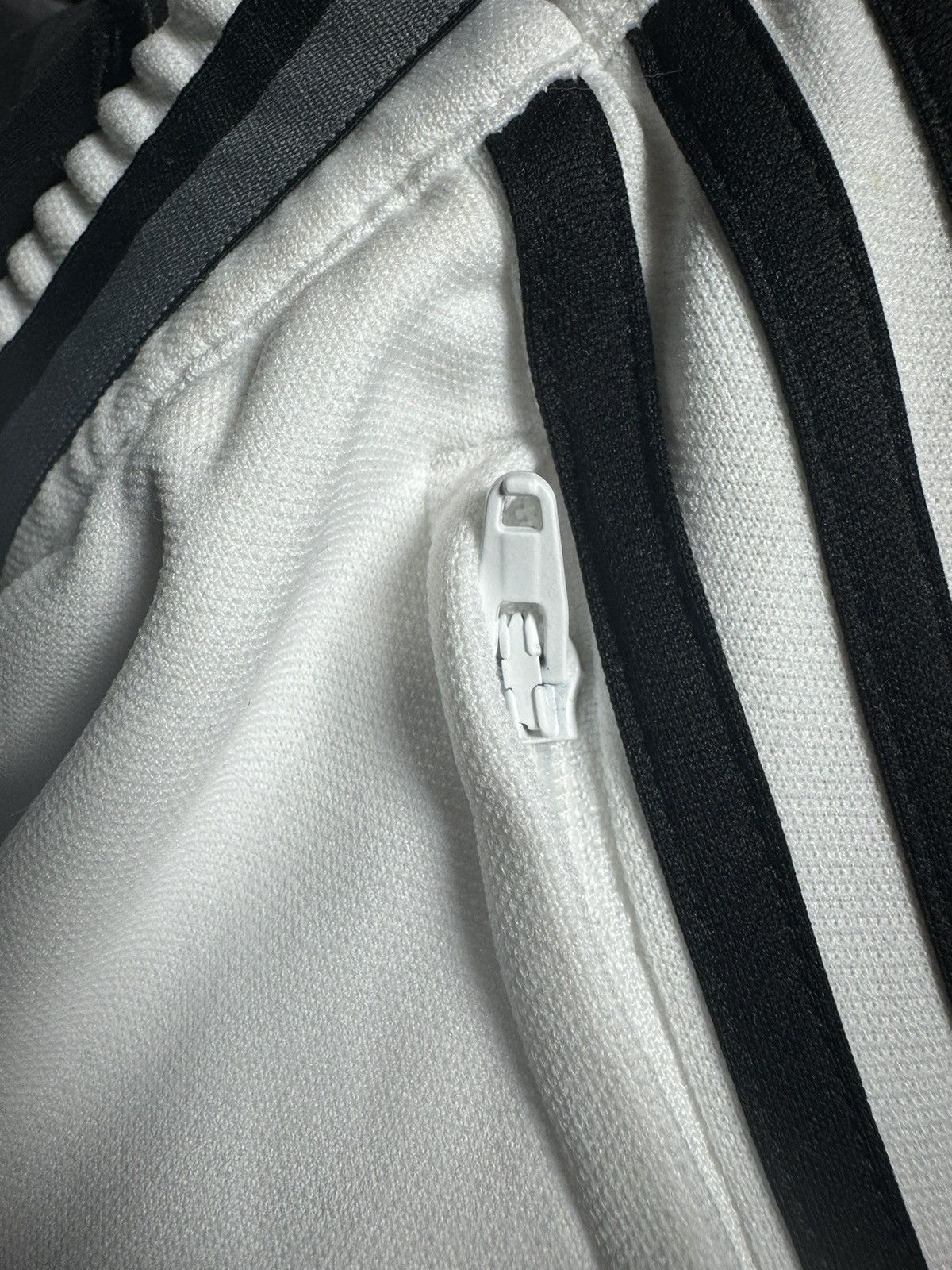 Adidas Adidas trackpants Size US 30 / EU 46 - 5 Thumbnail