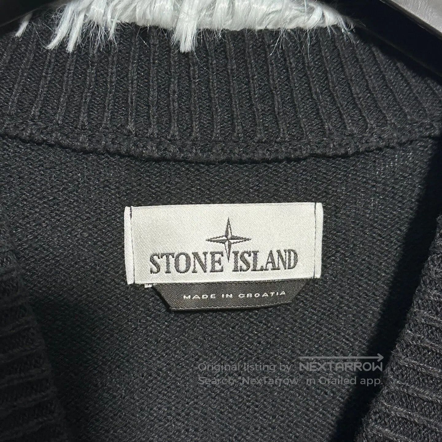 Stone Island stone island v-neck knit sweater black size L. Size US L / EU 52-54 / 3 - 4 Thumbnail