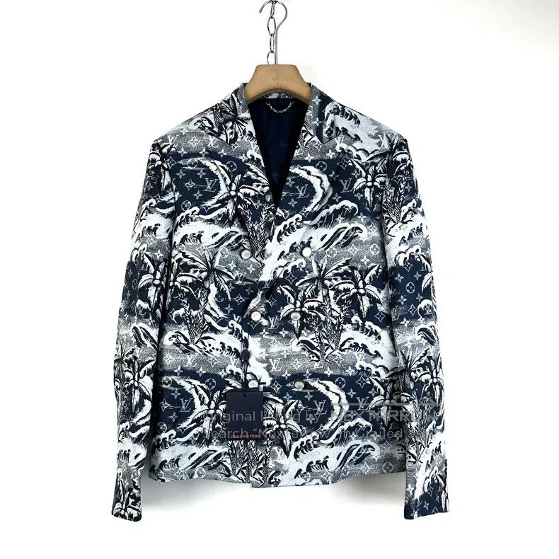 Louis Vuitton Louis Vuitton Show Beach Graffiti Print Double-Breasted Bl Size US M / EU 48-50 / 2 - 1 Thumbnail