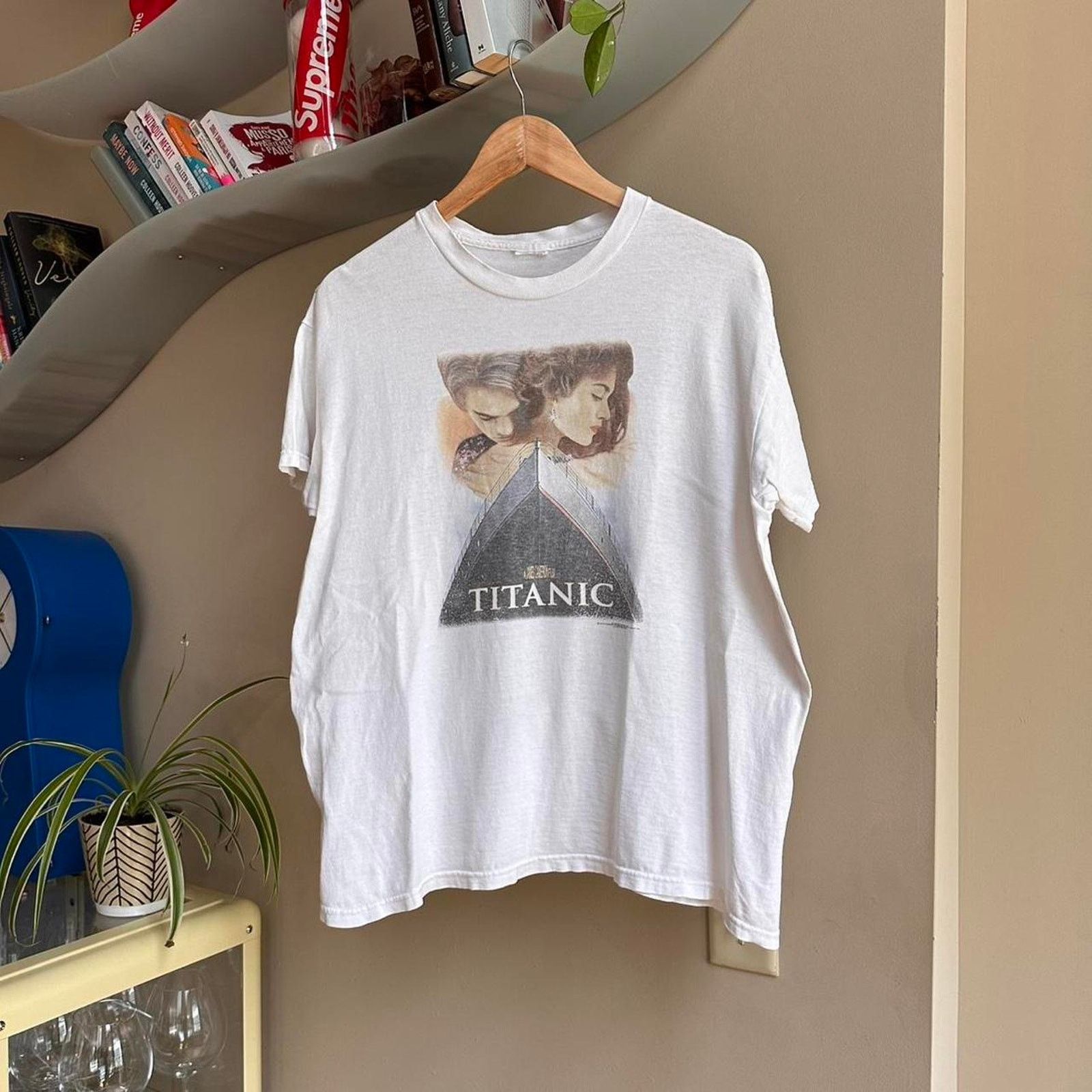Vintage 1998 Titanic Movie Promo Shirt Fits S/M