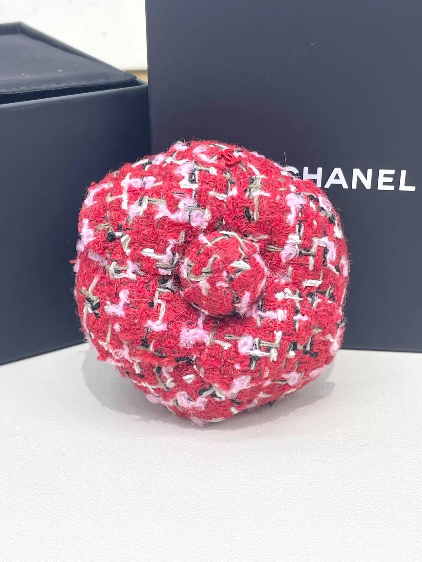 Chanel Chanel 25K Tweed Camellia Brooch Size ONE SIZE - 3 Thumbnail