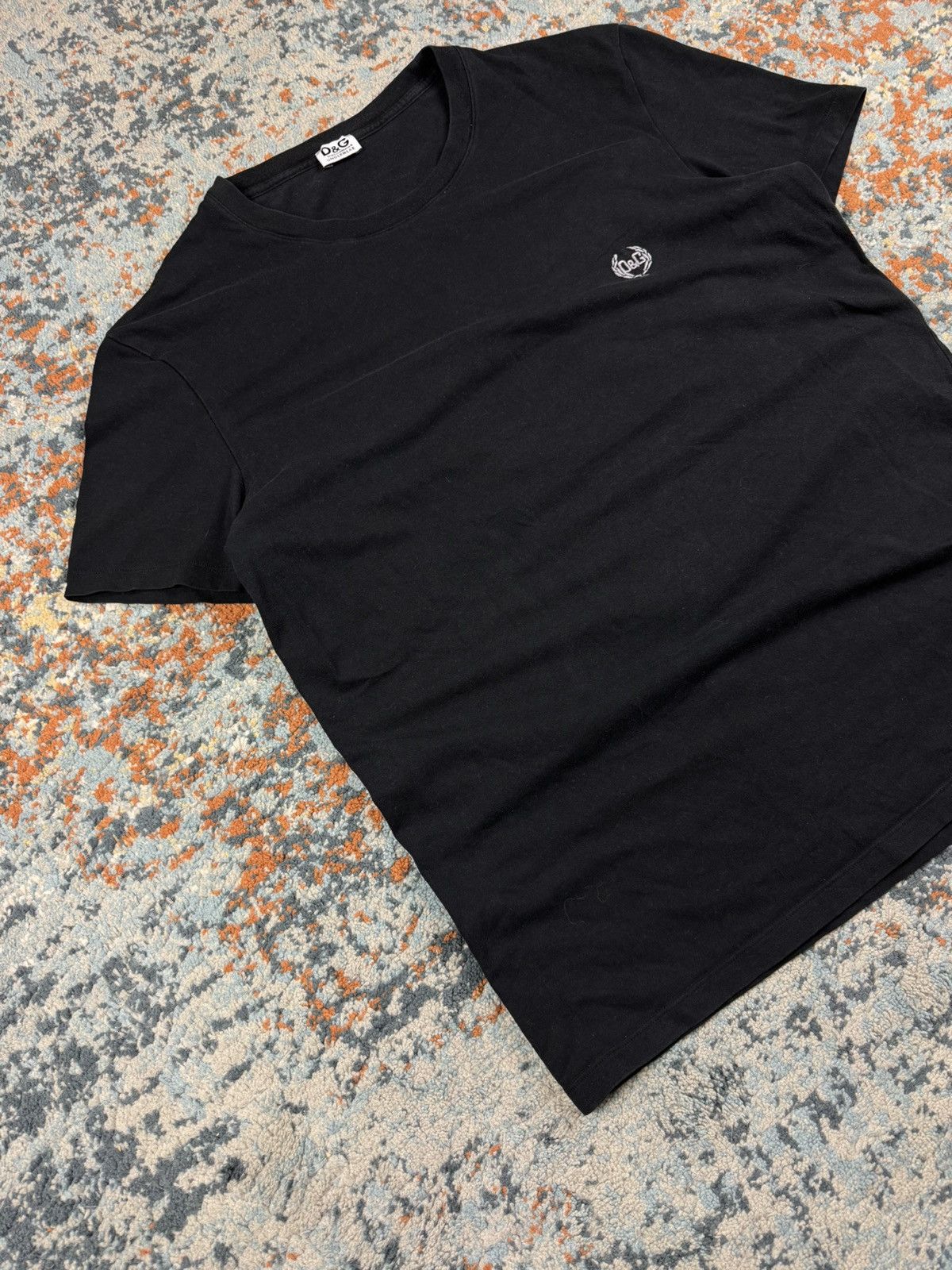 Dolce & Gabbana × Vintage Vintage 00s Dolce & Gabbana D&G embroidered chest logo tee Size US XL / EU 56 / 4 - 2 Thumbnail