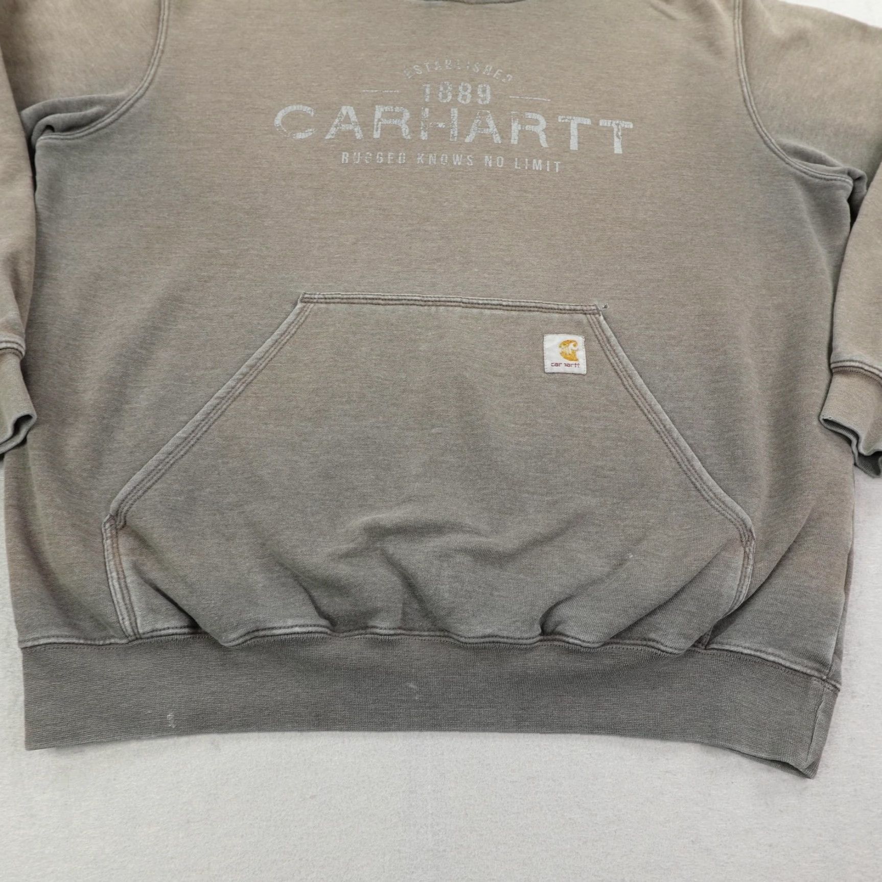 Carhartt VINTAGE Carhartt Hoodie Mens L Gray Rugged Graphic Hooded Sweatshirt Pullover Faded Logo Graphic Print Pockets Size US L / EU 52-54 / 3 - 3 Thumbnail