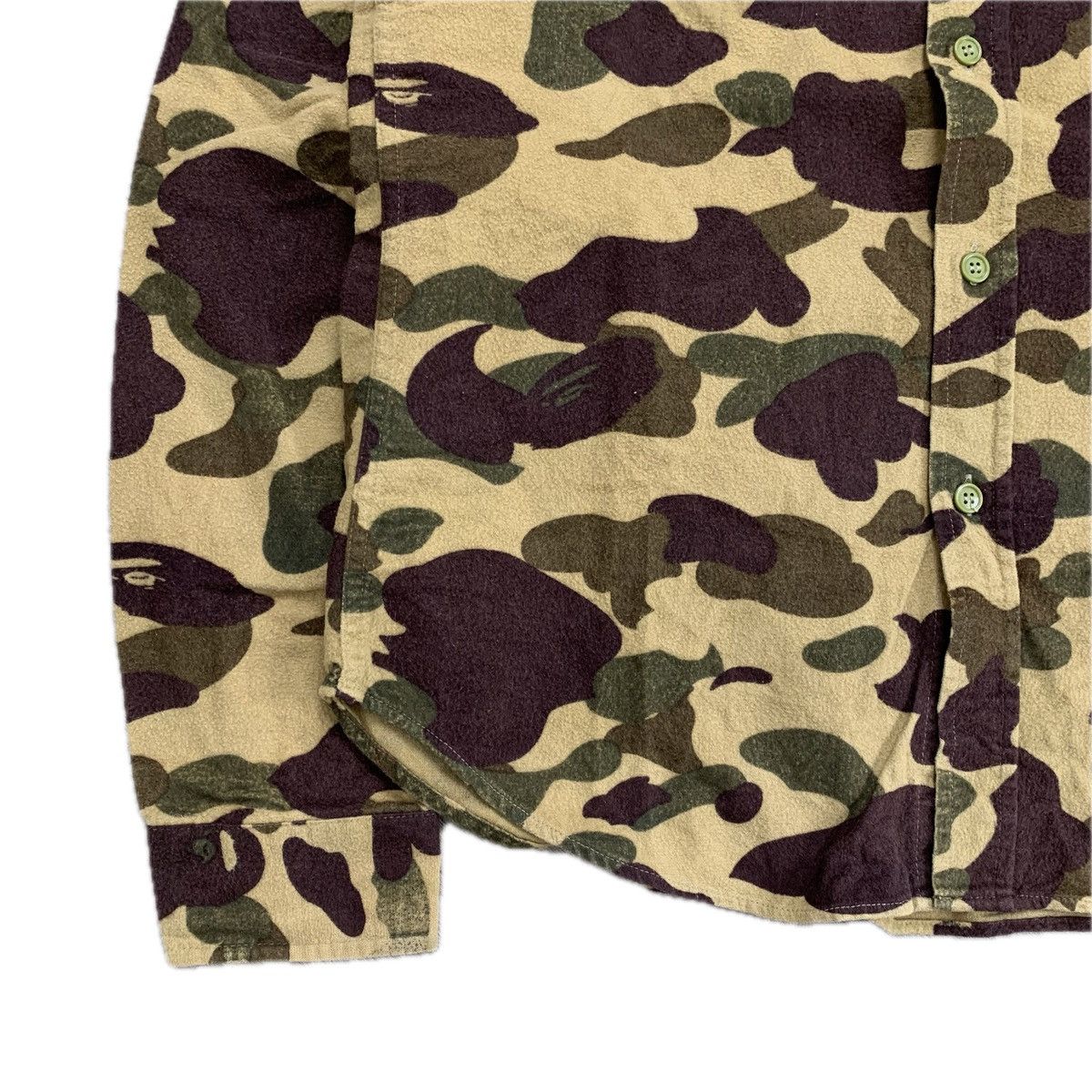 Bape × Vintage Vintage A Bathing Ape Iconic Camouflage Flanel Shirt Size US M / EU 48-50 / 2 - 3 Thumbnail