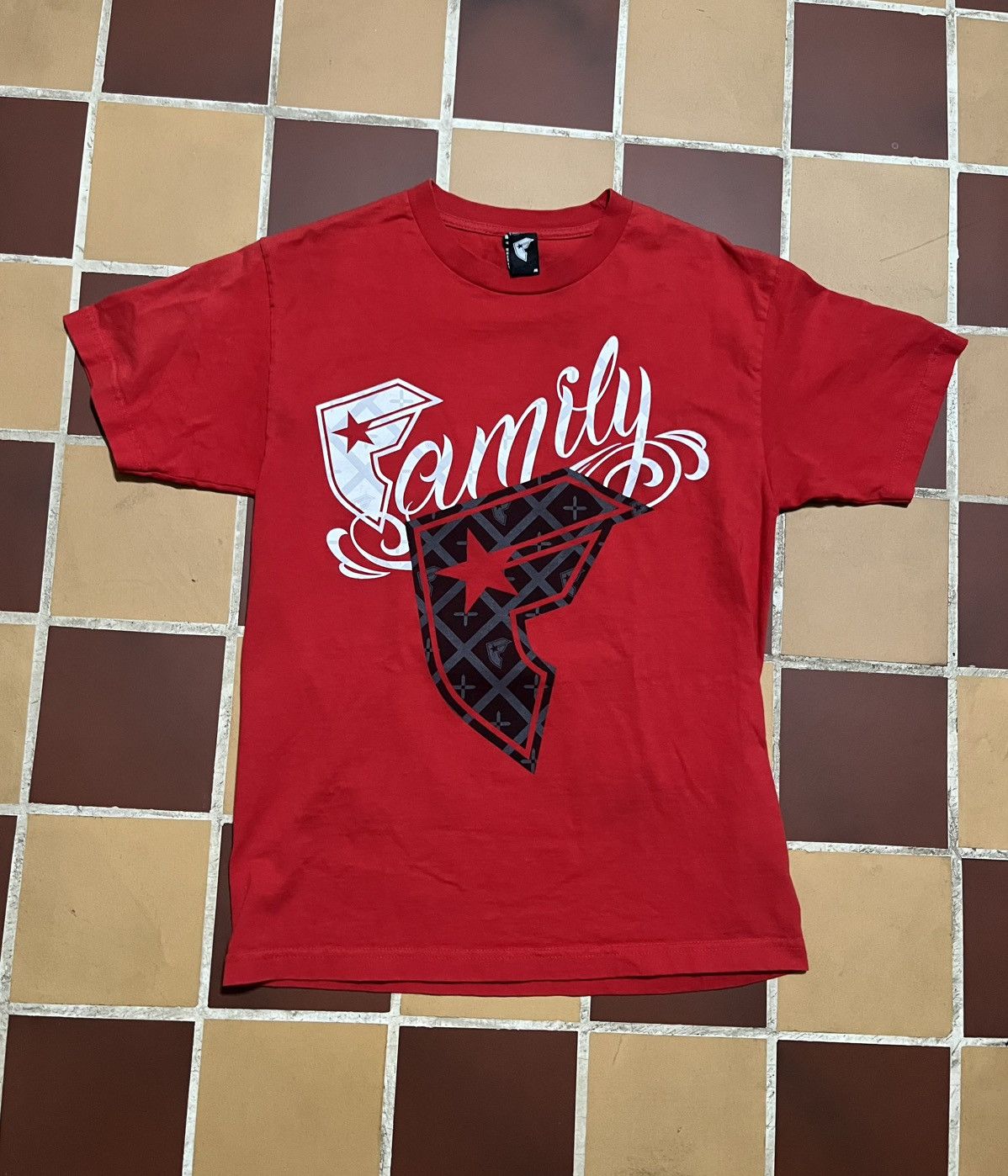 Famous Stars And Straps Vintage Y2K Famous Stars And Stripes T Shirt Size US M / EU 48-50 / 2 - 1 Thumbnail