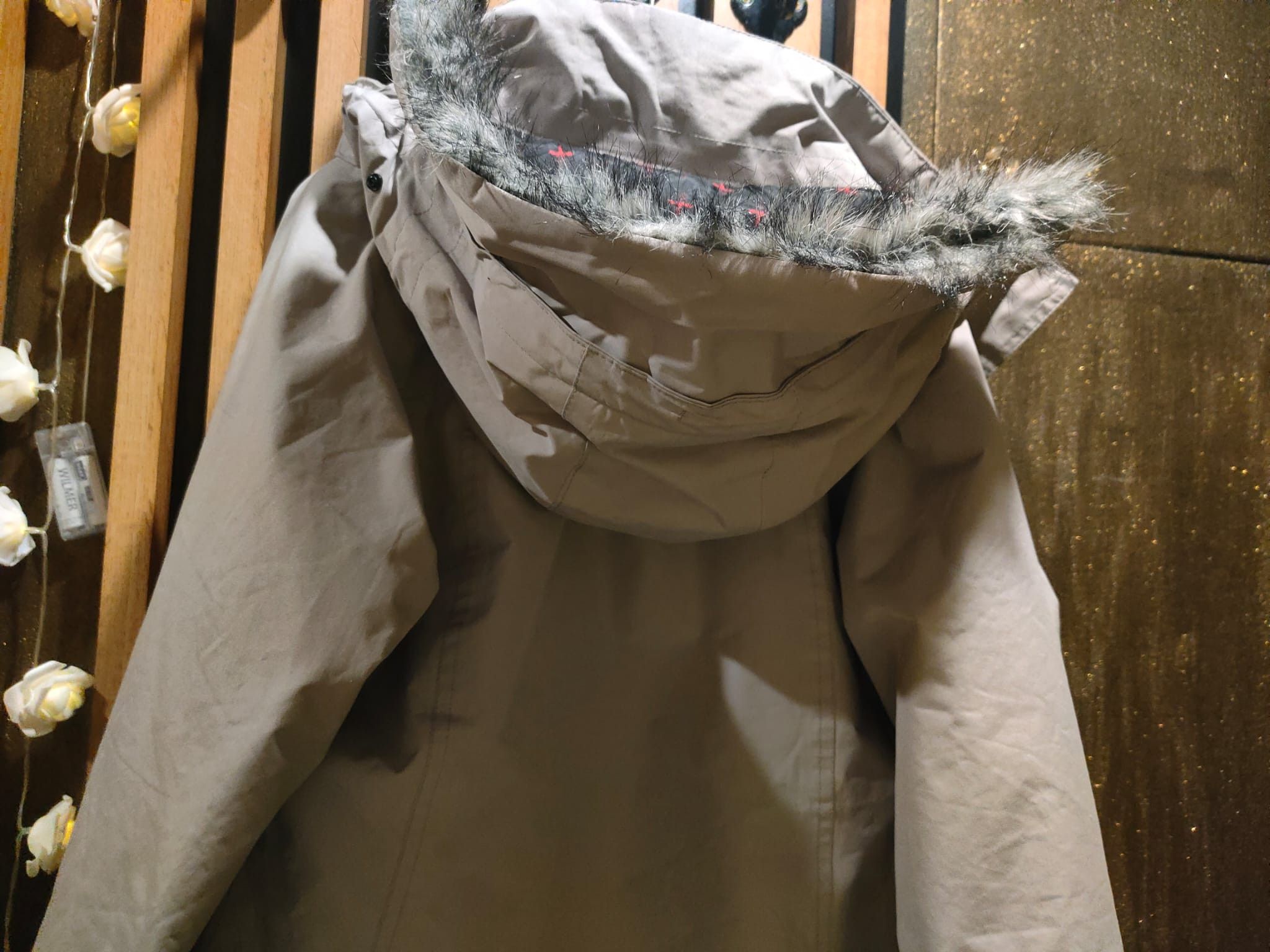 Other TRESPASS Windbreaker Waterproof Jacket Coat with Fur Size L / US 10 / IT 46 - 4 Thumbnail