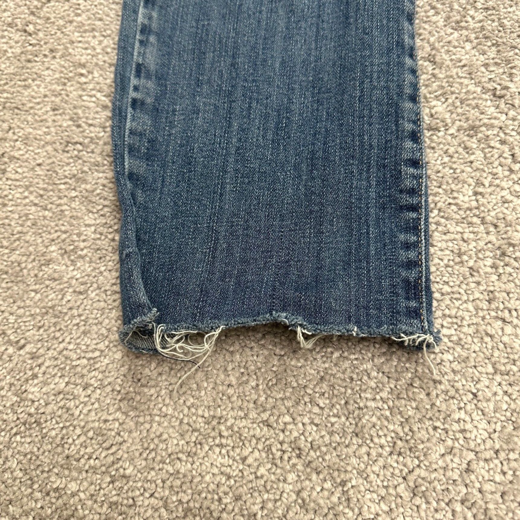 Vintage LC Lauren Conrad Jeans Women 4 Blue Medium Mid Rise Distressed Ankle 30x25 Modern, Going Out Size 27" / US 4 / IT 40 - 6 Thumbnail
