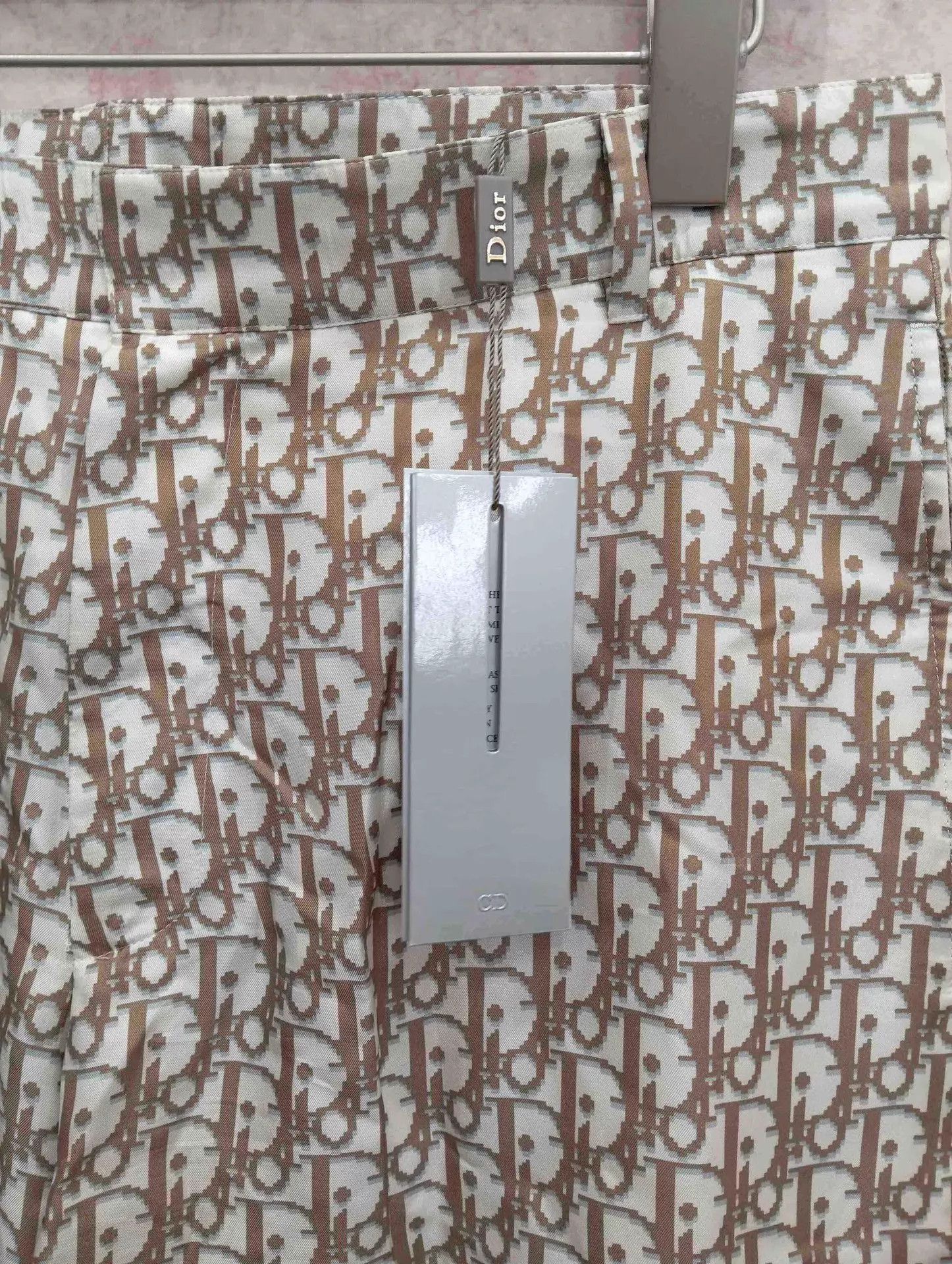 Dior DIOR Logo Print Oversized Casual Shorts 48 99 New Size US 32 / EU 48 - 7 Thumbnail