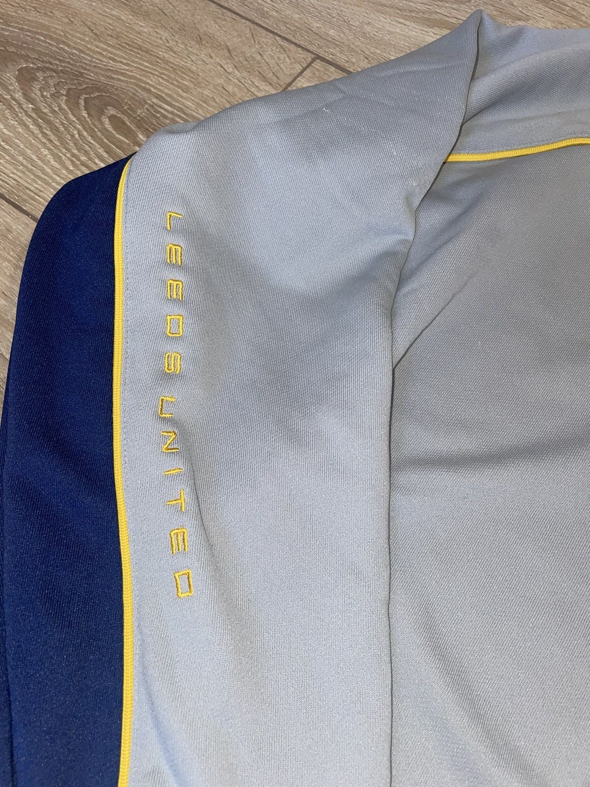 Nike × Vintage 2001 2002 Nike Leeds vintage training sweatshirt top sweat Size US XL / EU 56 / 4 - 6 Thumbnail