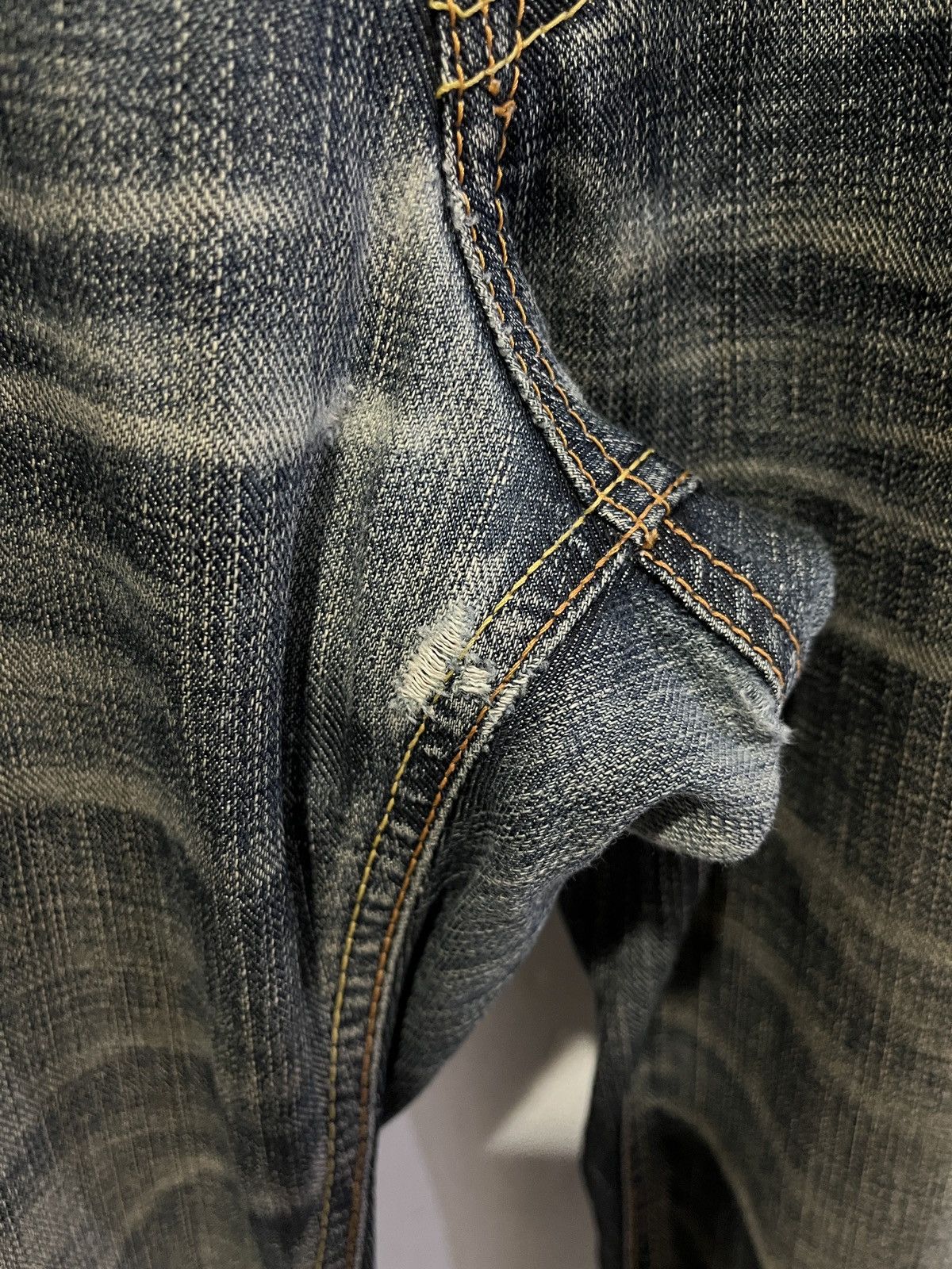 Edwin Vintage Japan Edwin Distressed jeans Size US 34 / EU 50 - 6 Thumbnail