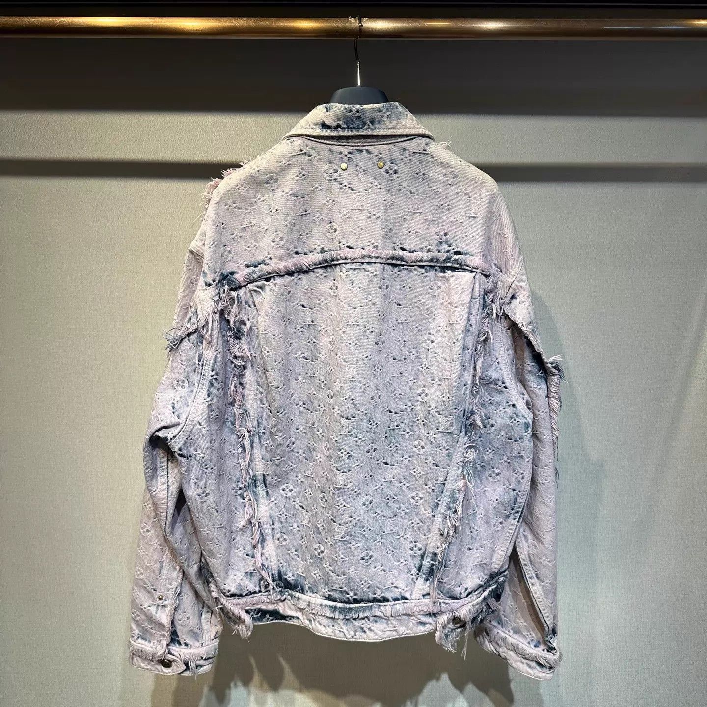 Louis Vuitton LV lavender distressed logo jacquard fringe denim Size US M / EU 48-50 / 2 - 6 Thumbnail