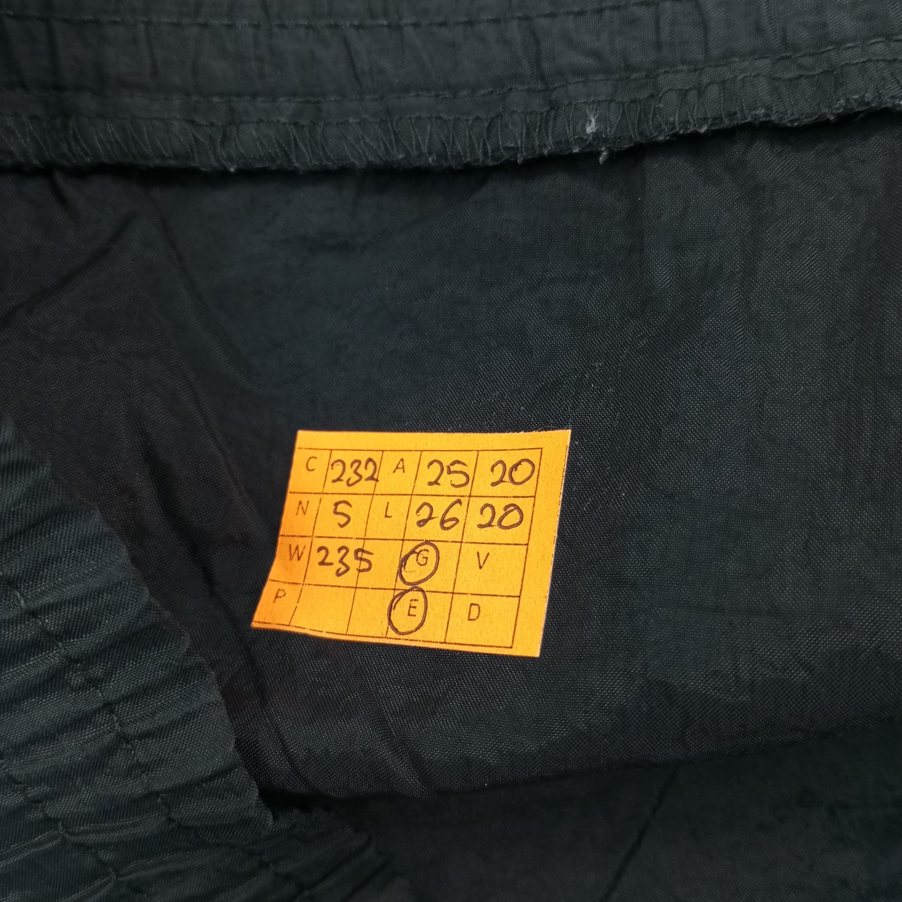 Nike Nike Small Logo Windbreaker Jacket c232n5 Size US XL / EU 56 / 4 - 7 Thumbnail