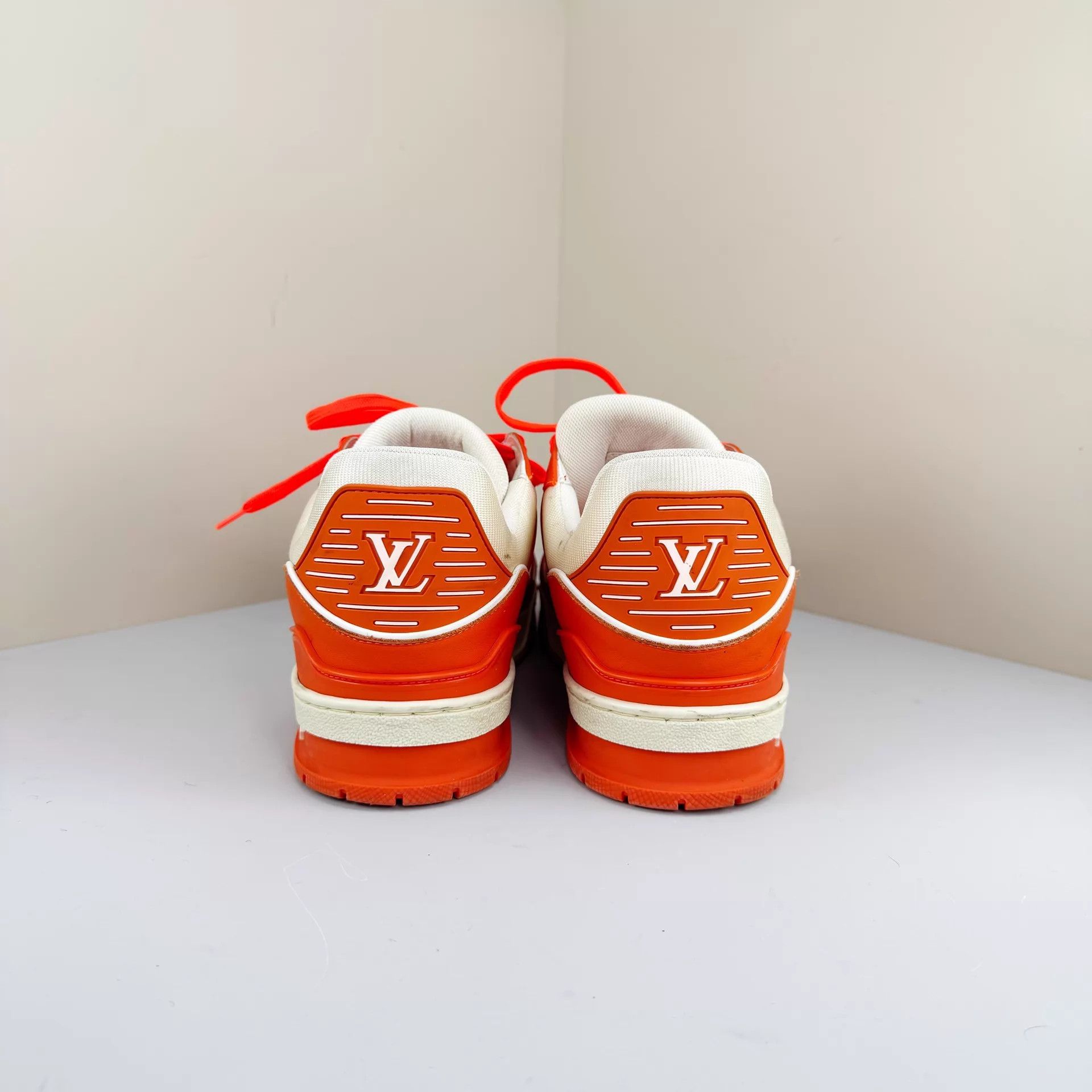 Louis Vuitton Louis Vuitton White Orange Trainer 7 98 New Size US 7 / IT 37 - 3 Thumbnail
