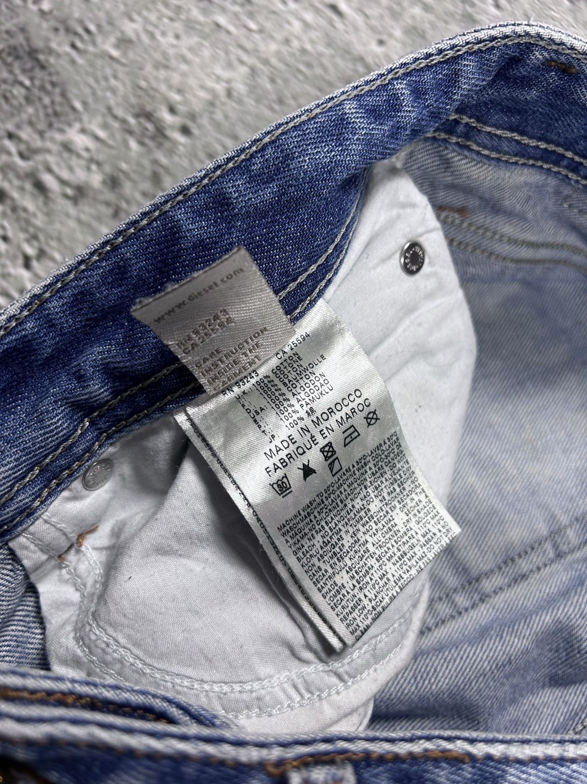 Diesel × Vintage Diesel jeans vintage blue Larkee Y2K navy straight Size US 31 - 10 Thumbnail