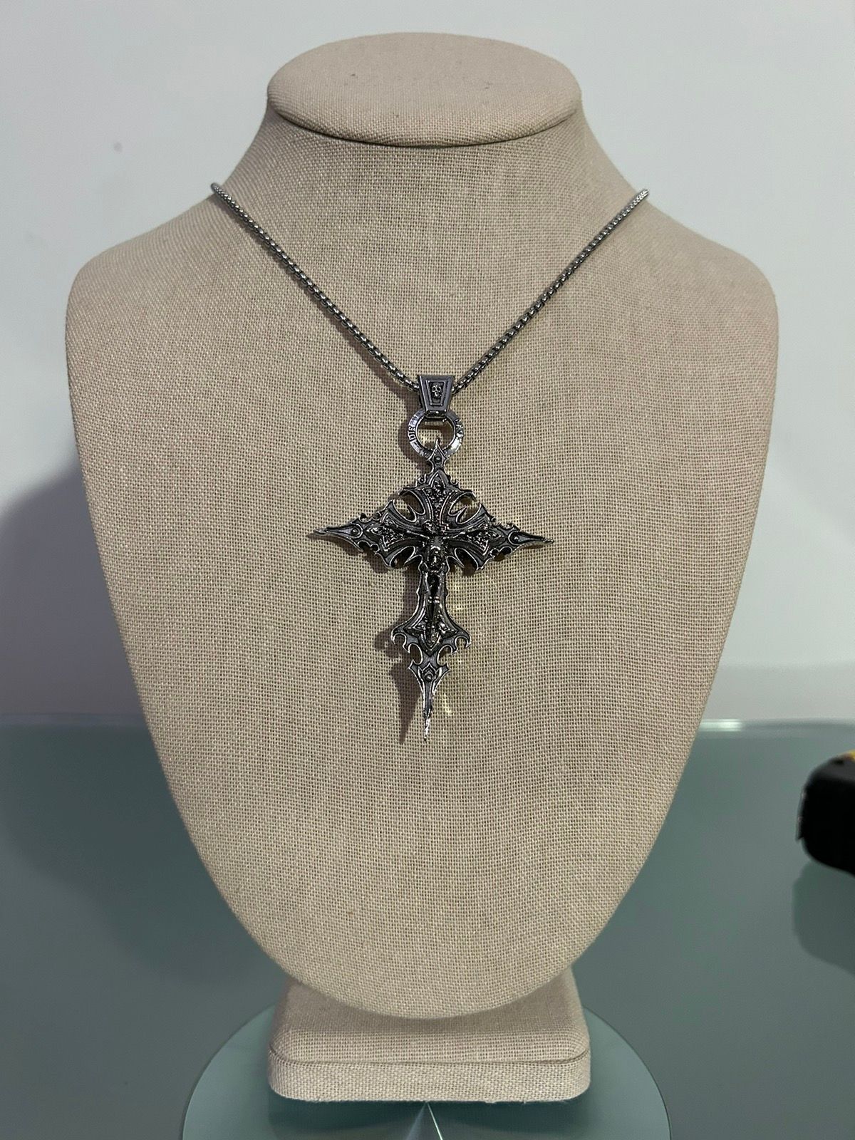 Japanese Brand Gothic Skeleton Cross Necklace Size ONE SIZE - 2 Thumbnail