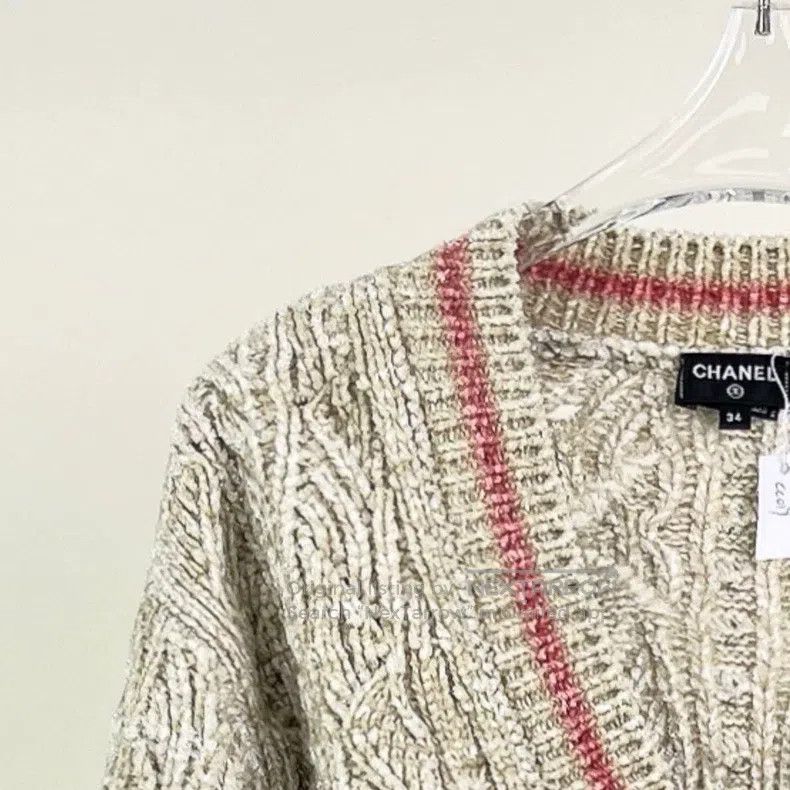 Chanel Chanel 22B gold silk V-neck knit sweater Size XXS / US 00 / IT 34 - 3 Thumbnail